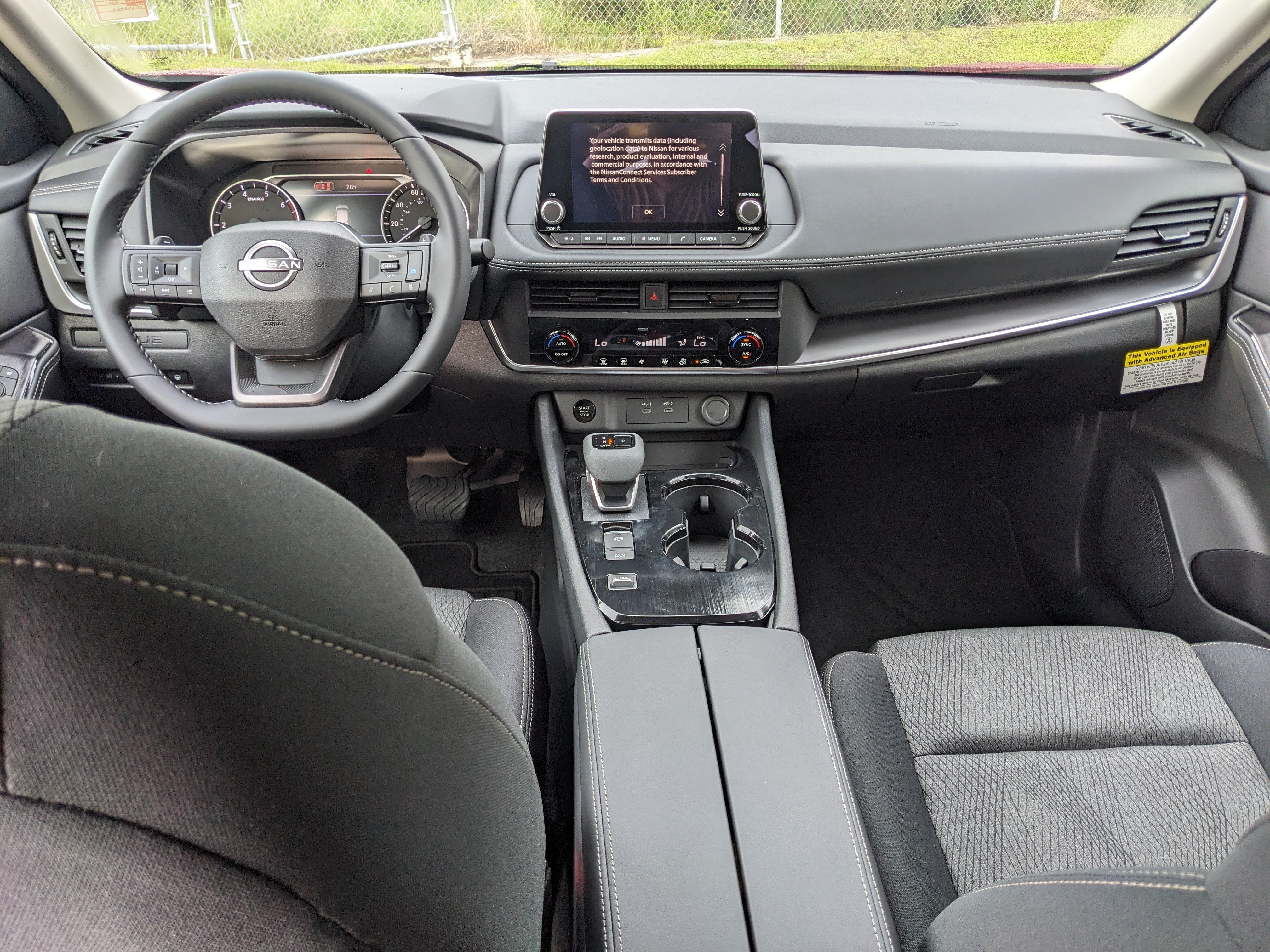 2027 Nissan Rogue SV
