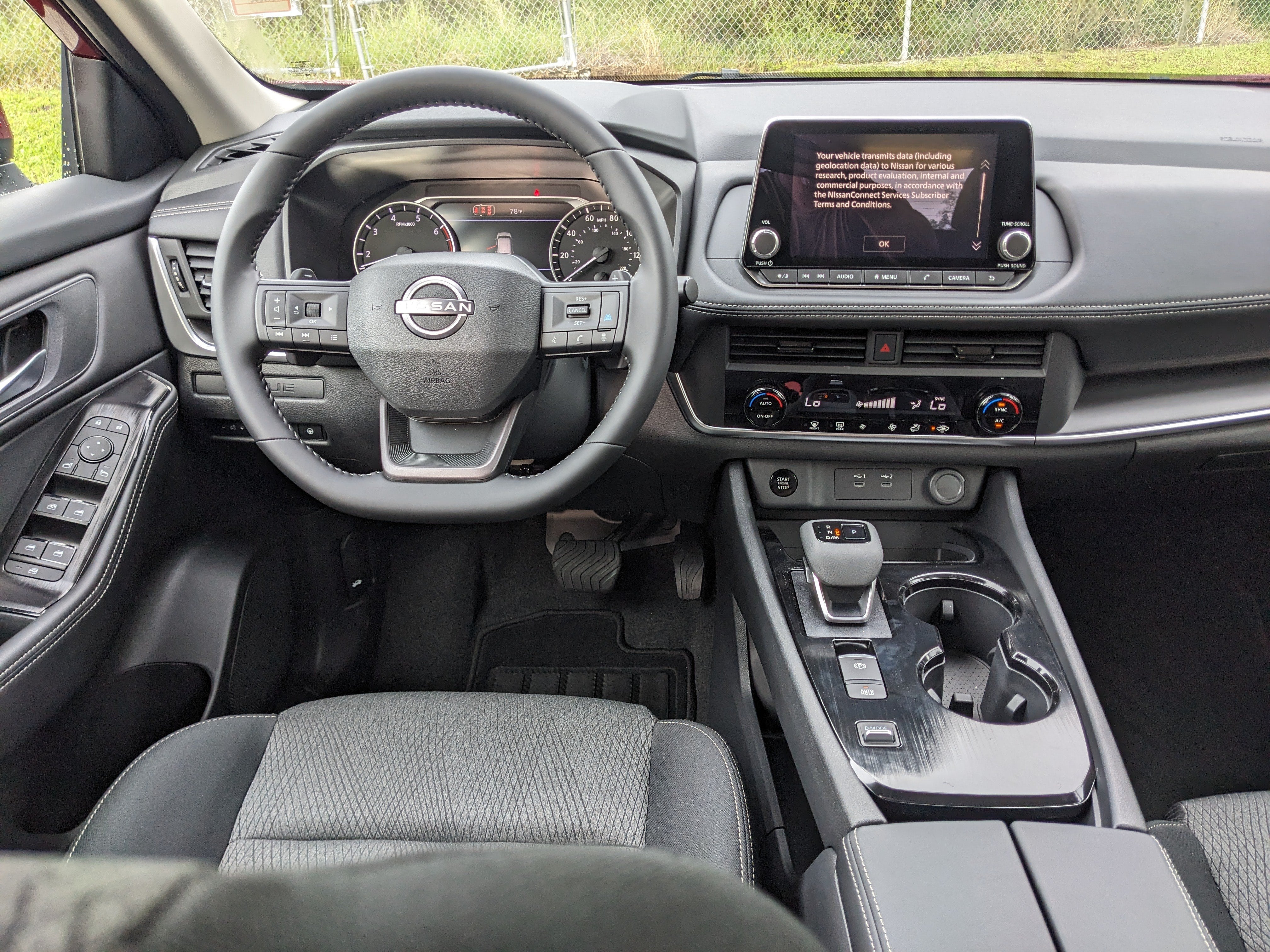 2027 Nissan Rogue SV