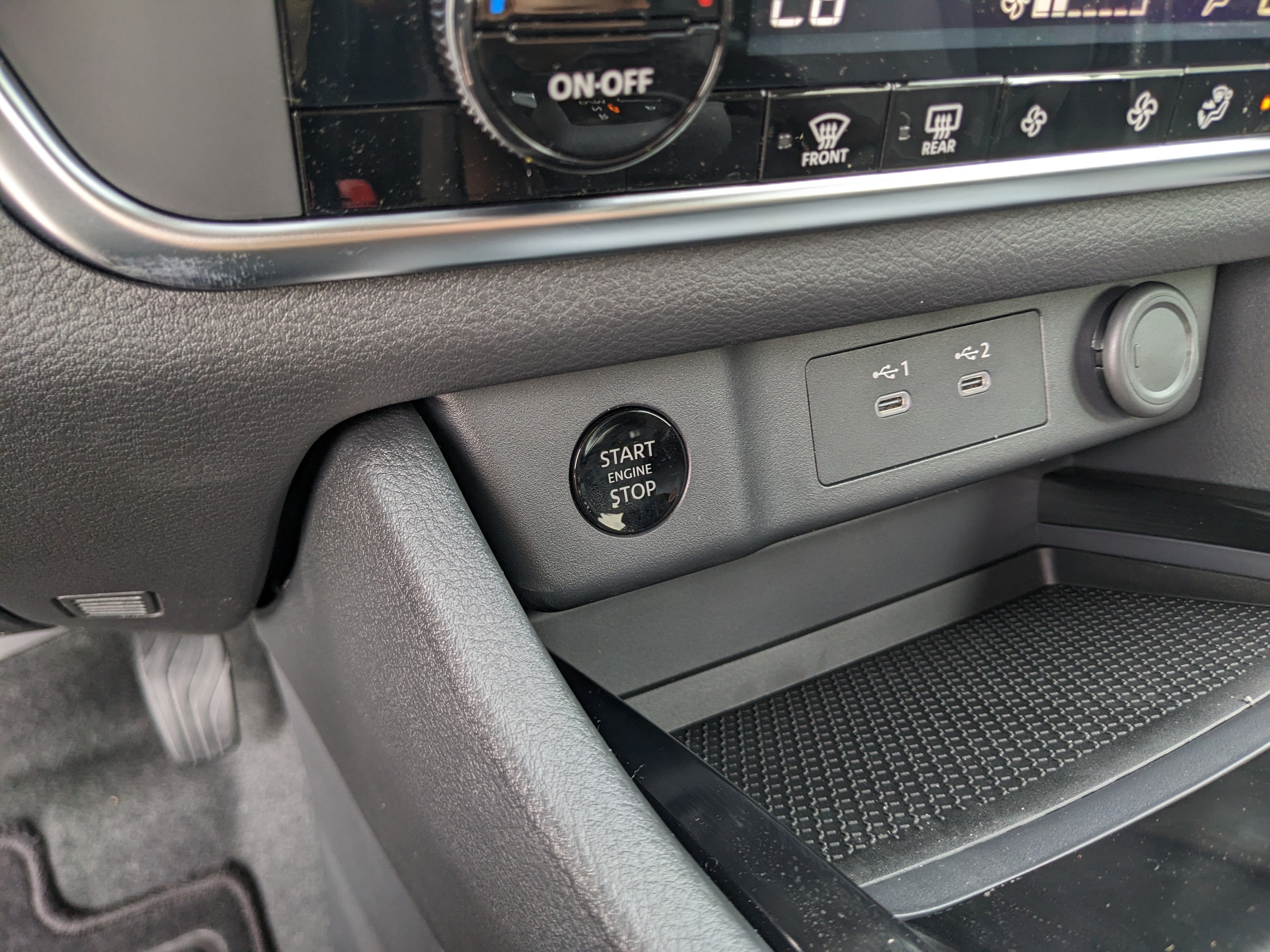 2027 Nissan Rogue SV