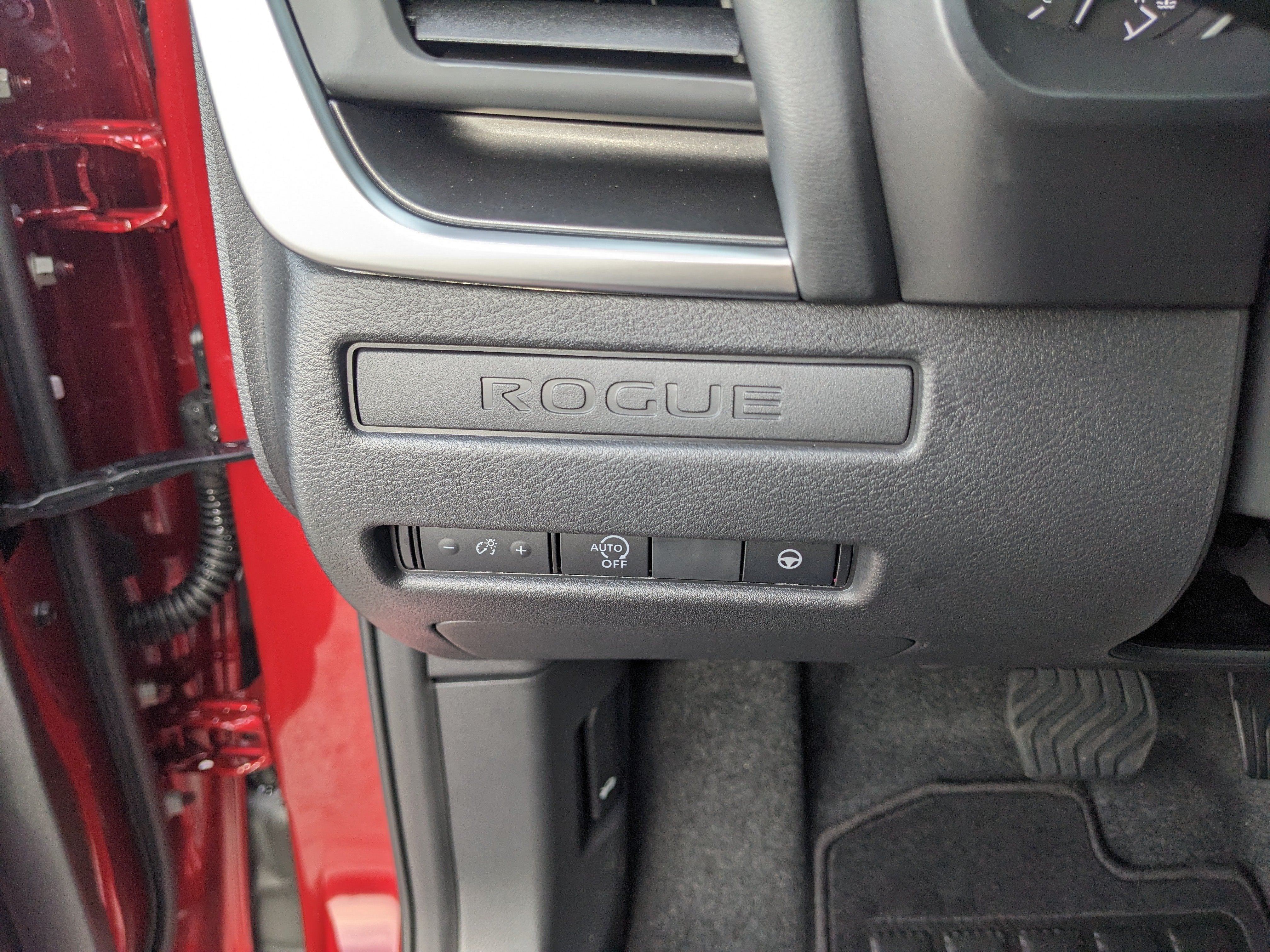 2027 Nissan Rogue SV