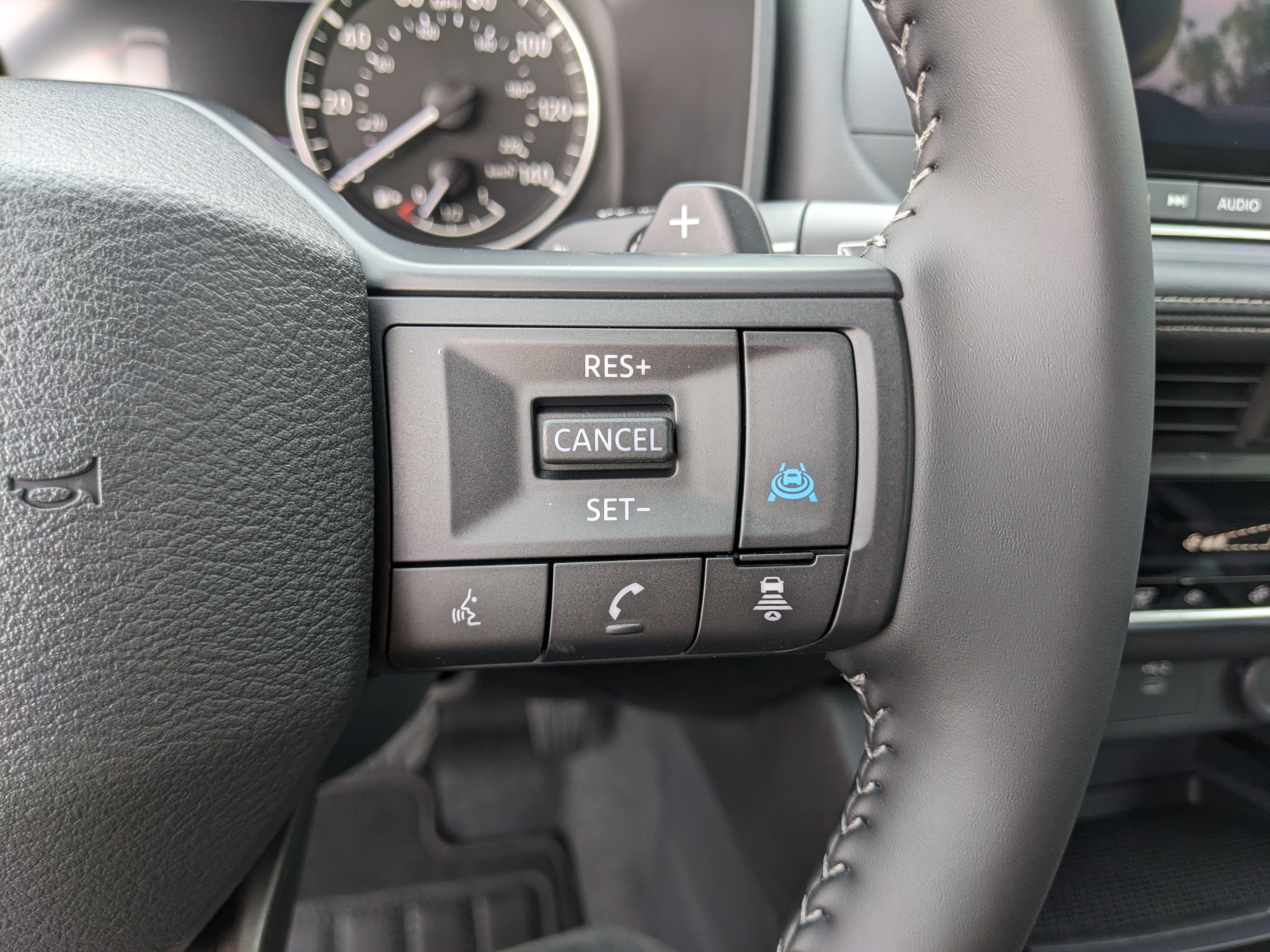 2027 Nissan Rogue SV