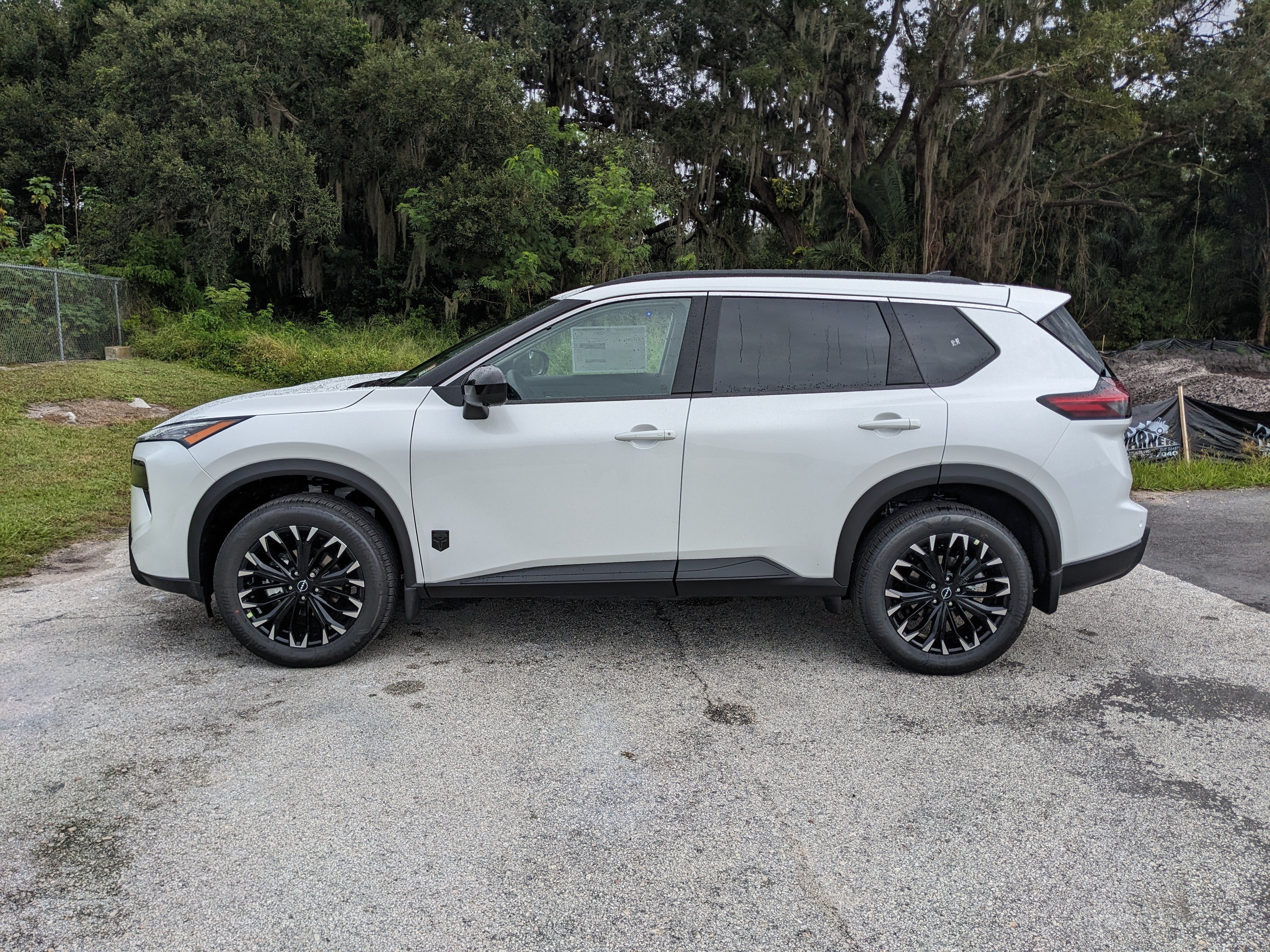 2027 Nissan Rogue Dark Armor