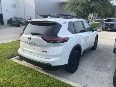 2025 Nissan Rogue Rock Creek