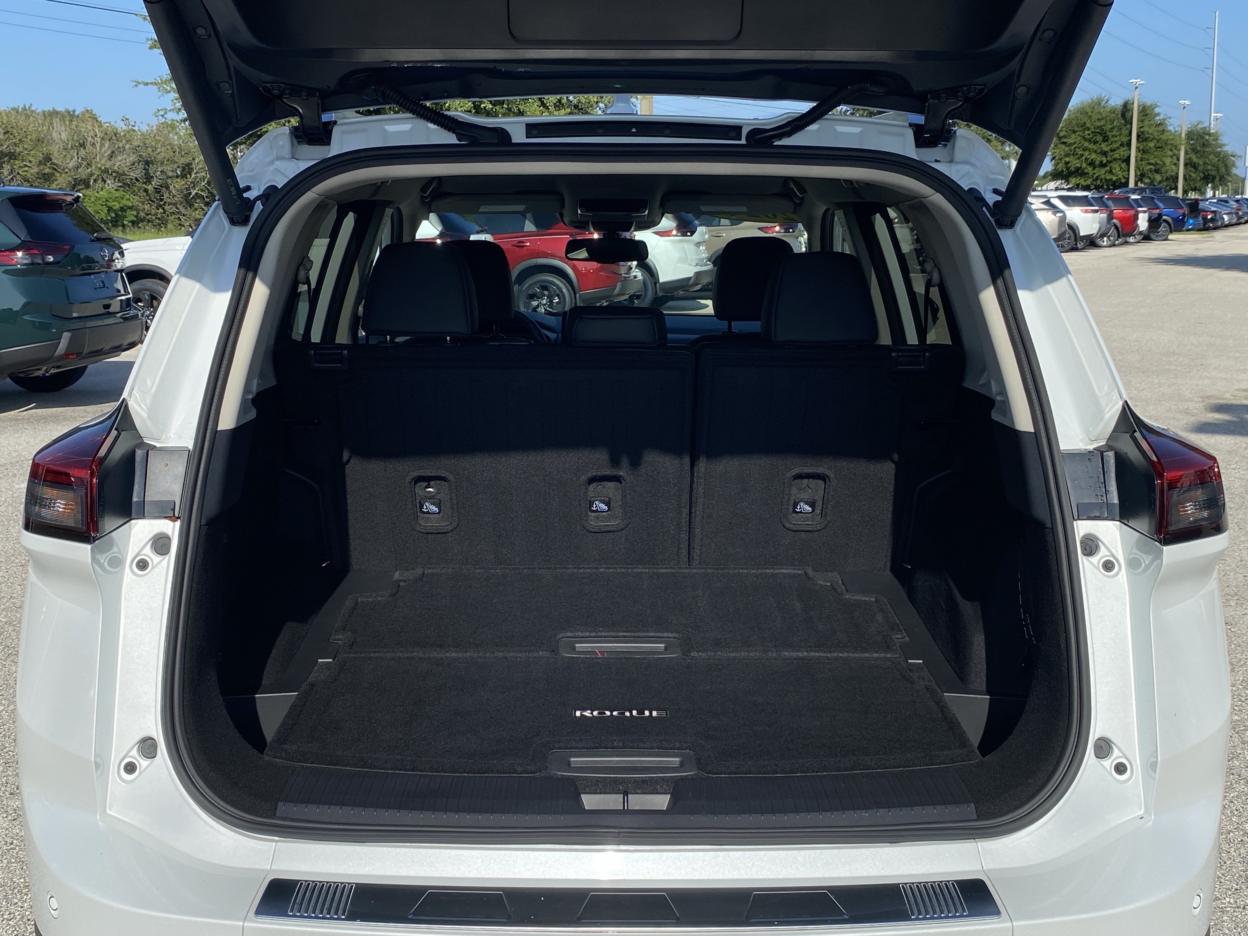 2024 Nissan Rogue SL