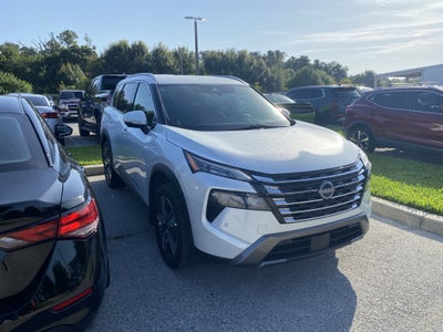 2024 Nissan Rogue SL