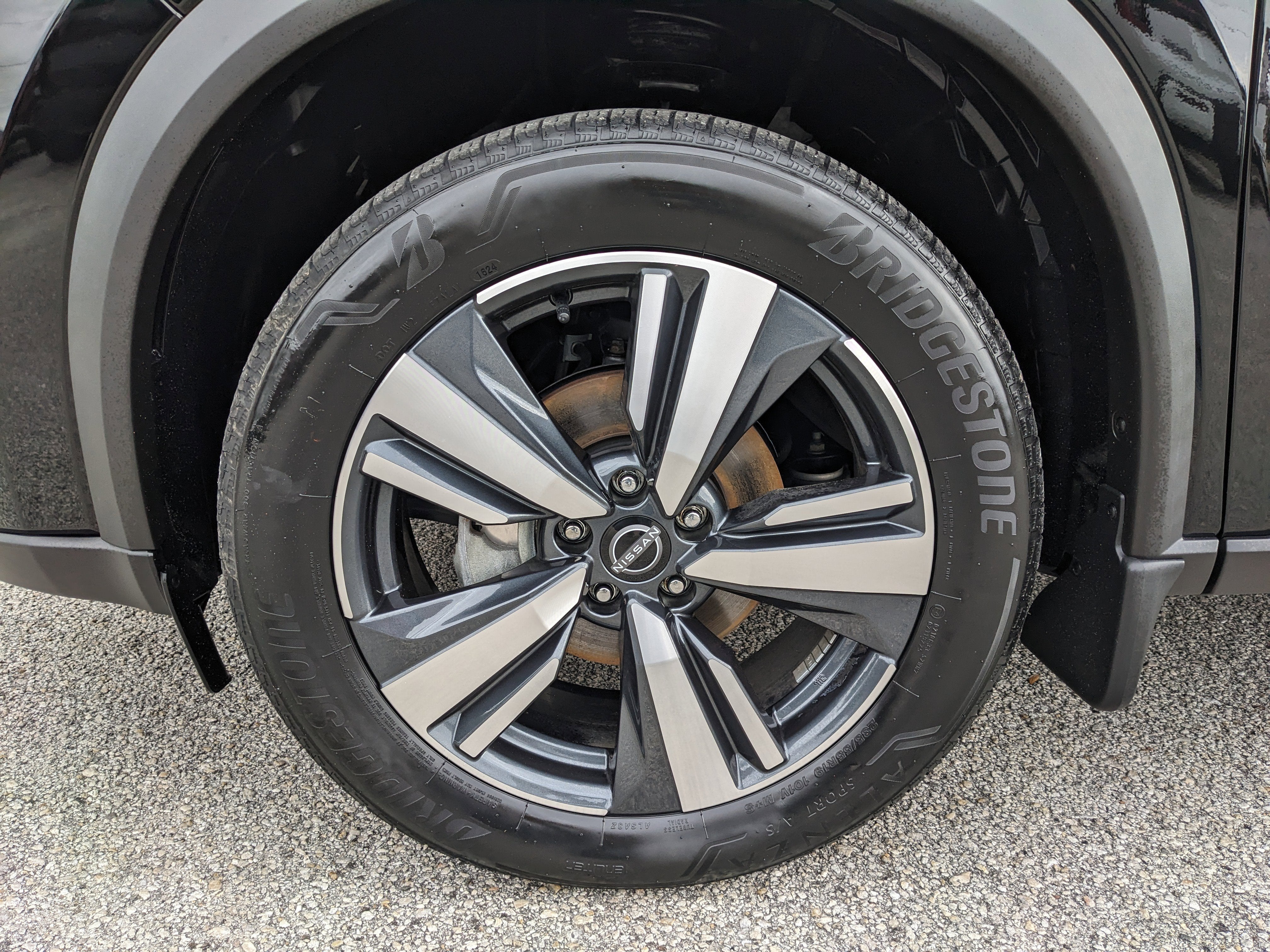 2025 Nissan Rogue SL