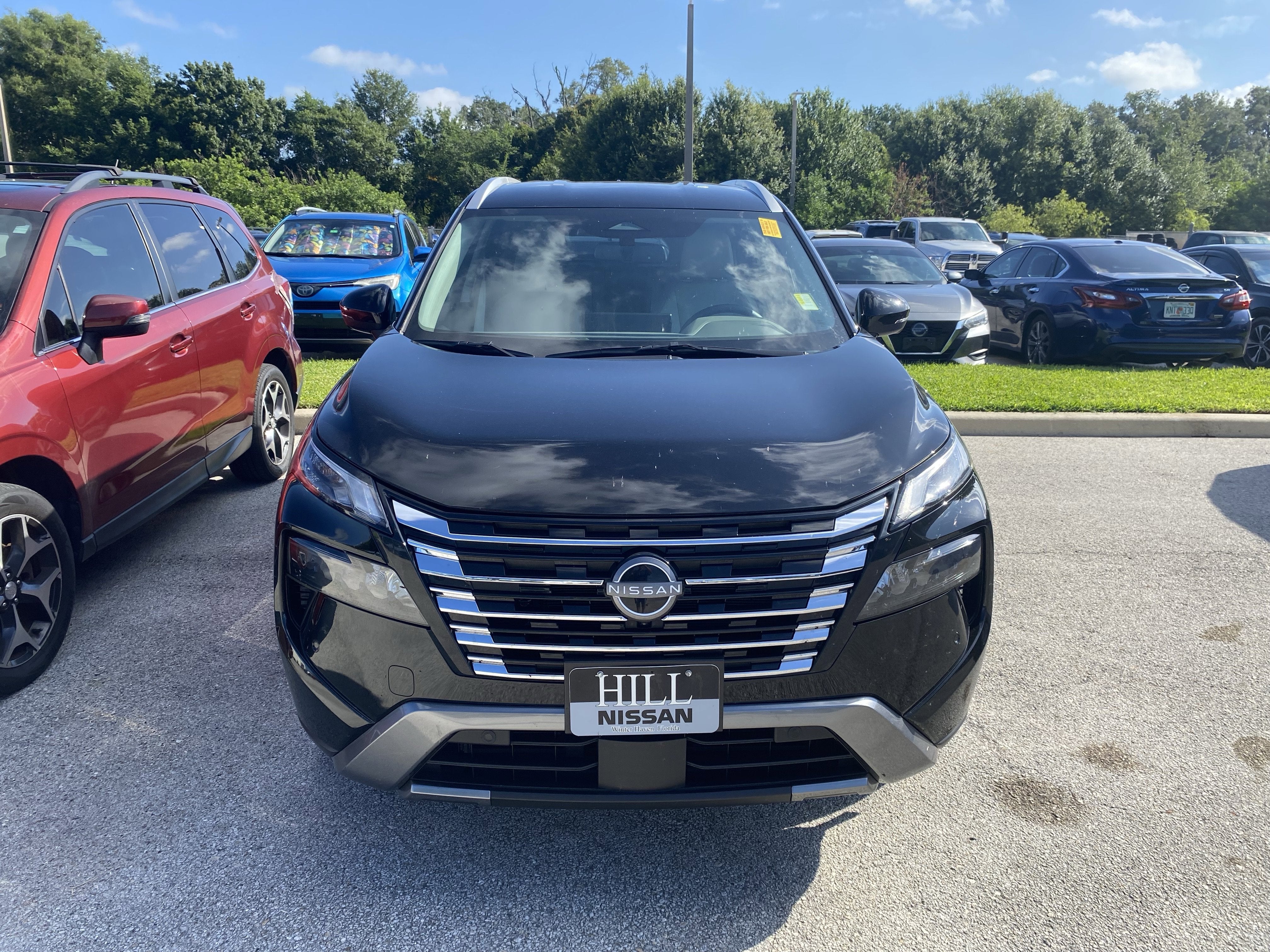 2025 Nissan Rogue SL