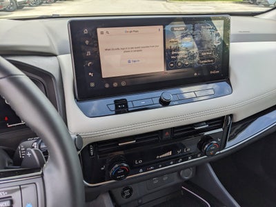 2025 Nissan Rogue SL