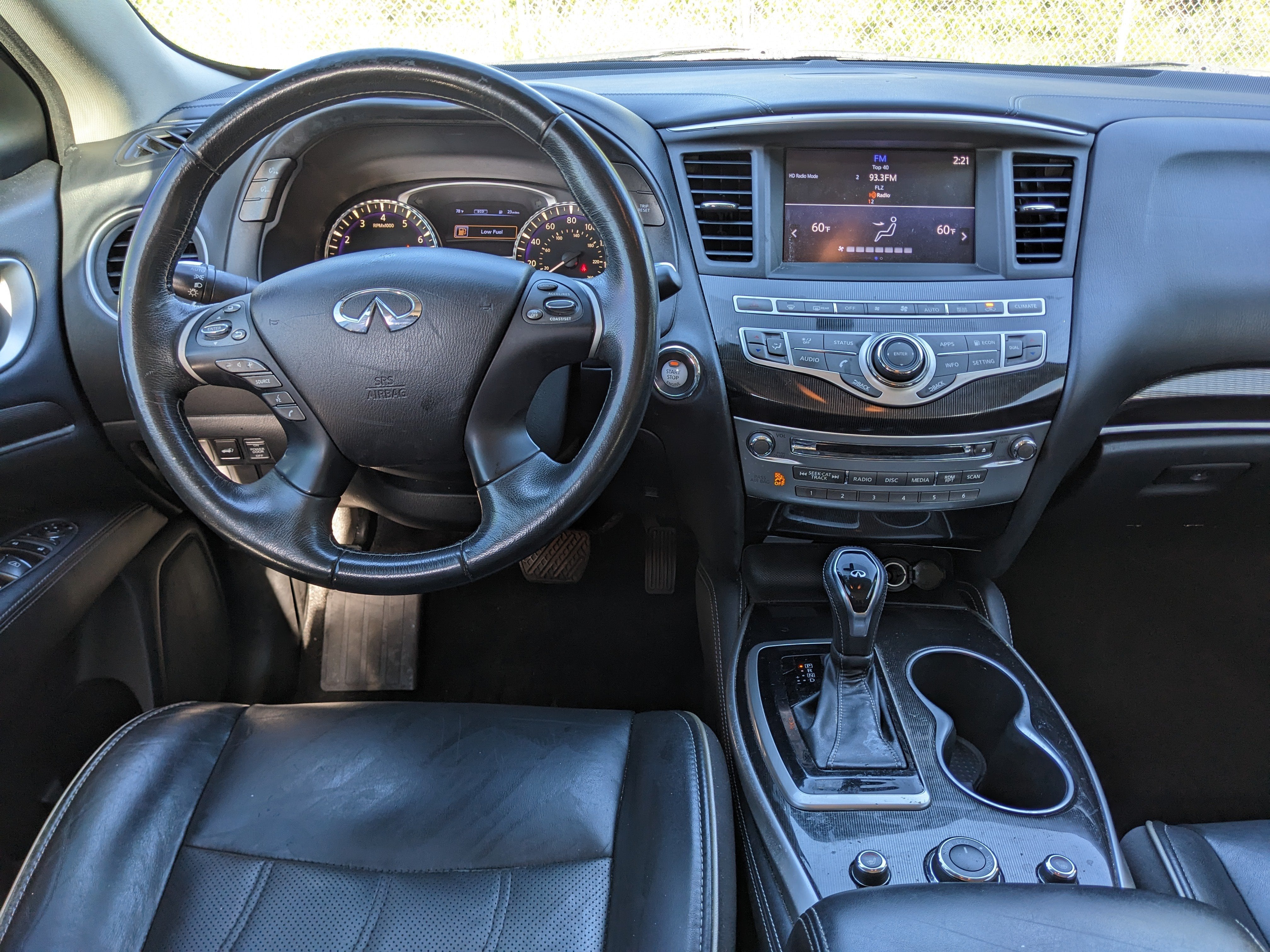 2017 INFINITI QX60 Base