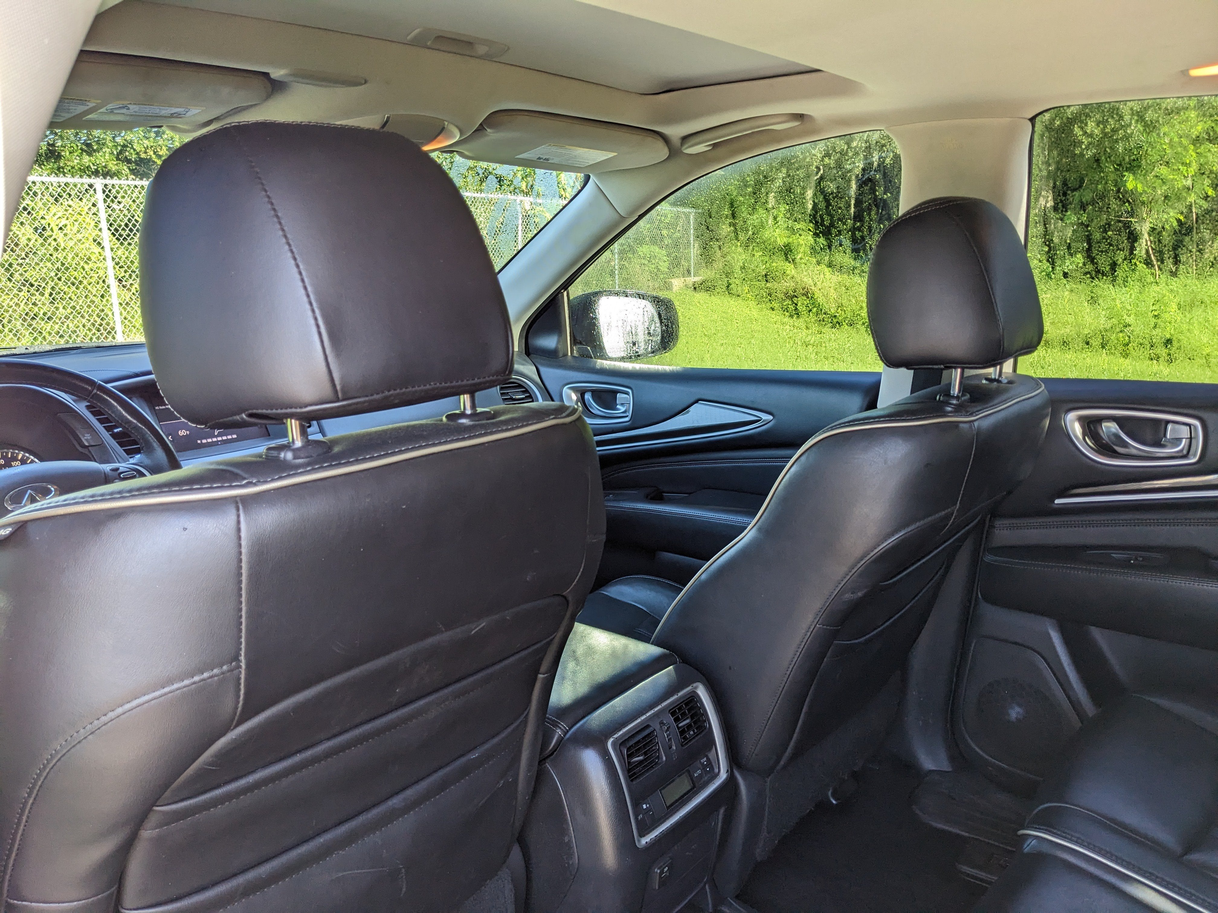 2017 INFINITI QX60 Base