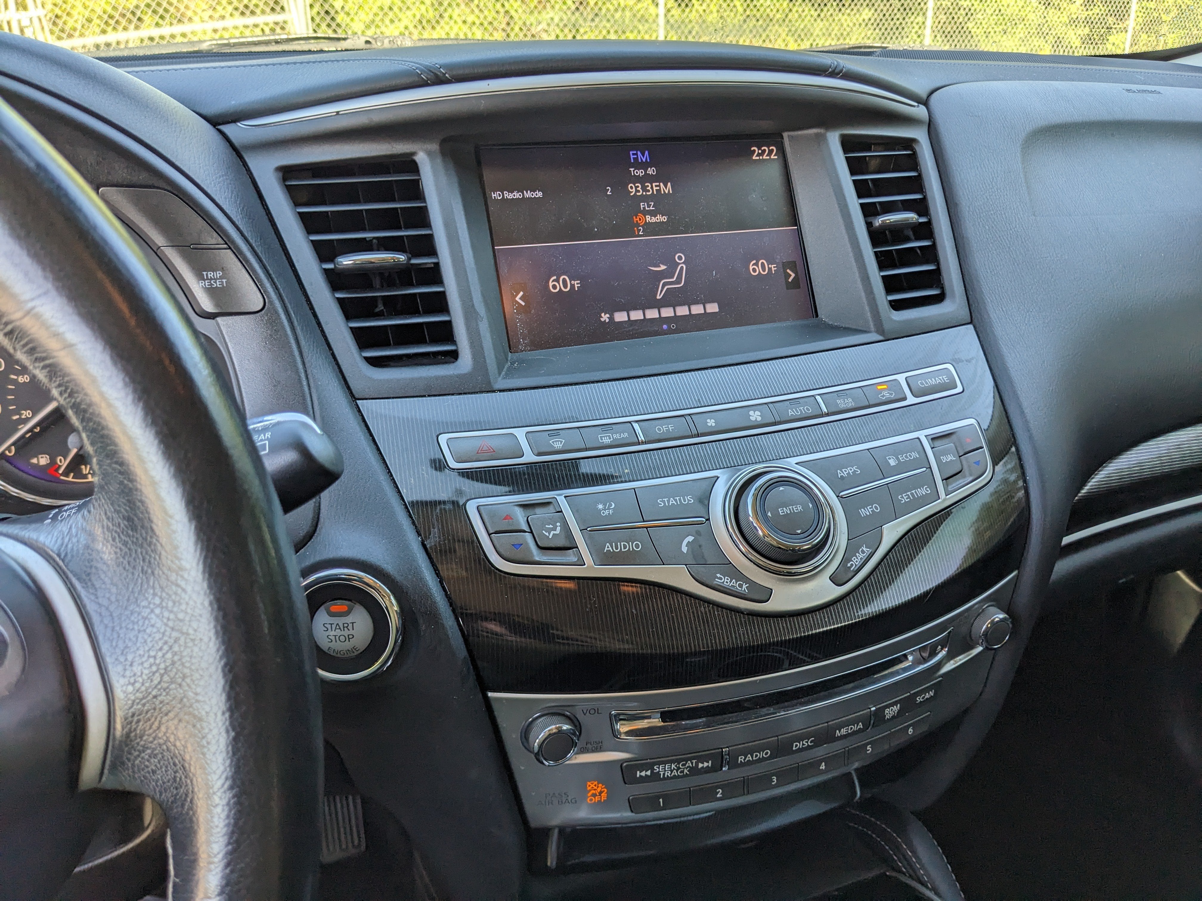 2017 INFINITI QX60 Base