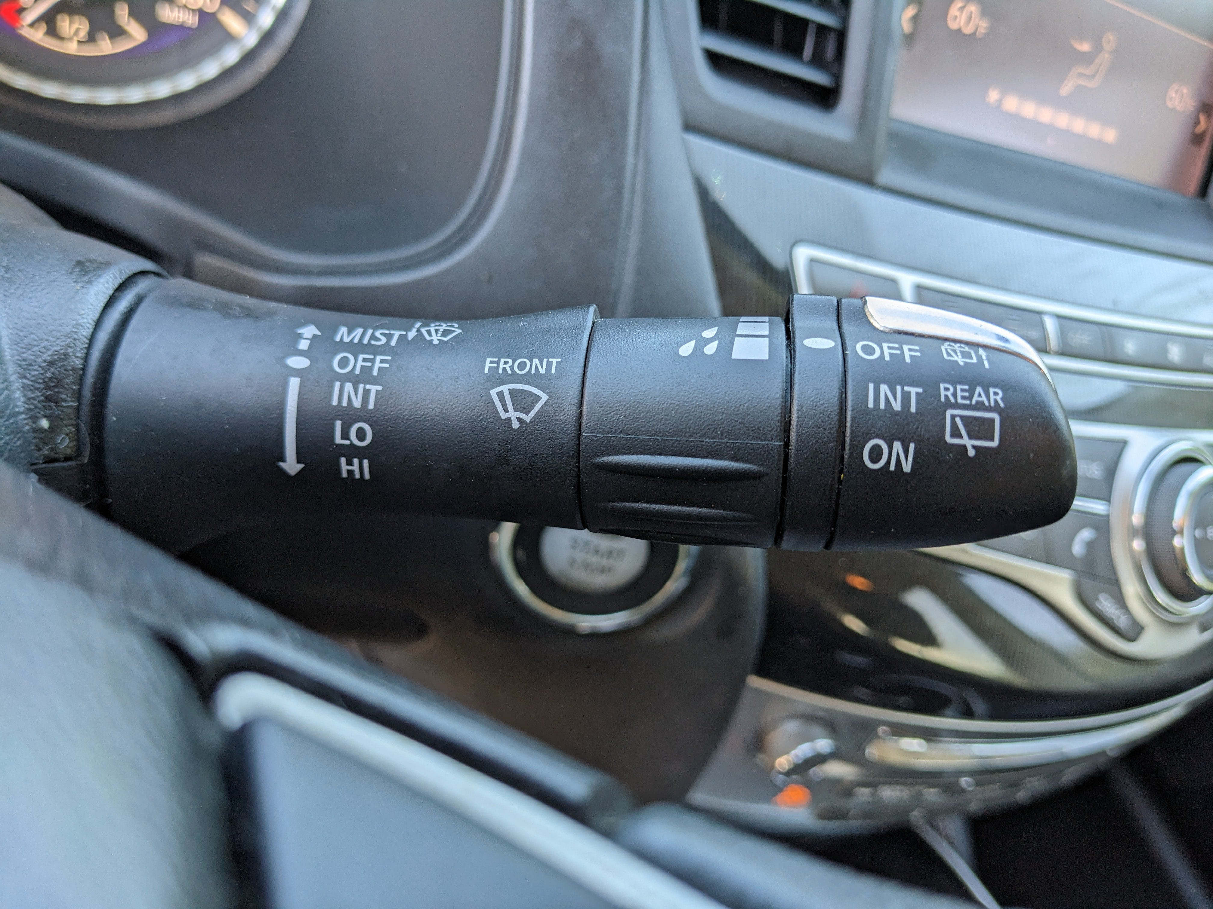 2017 INFINITI QX60 Base