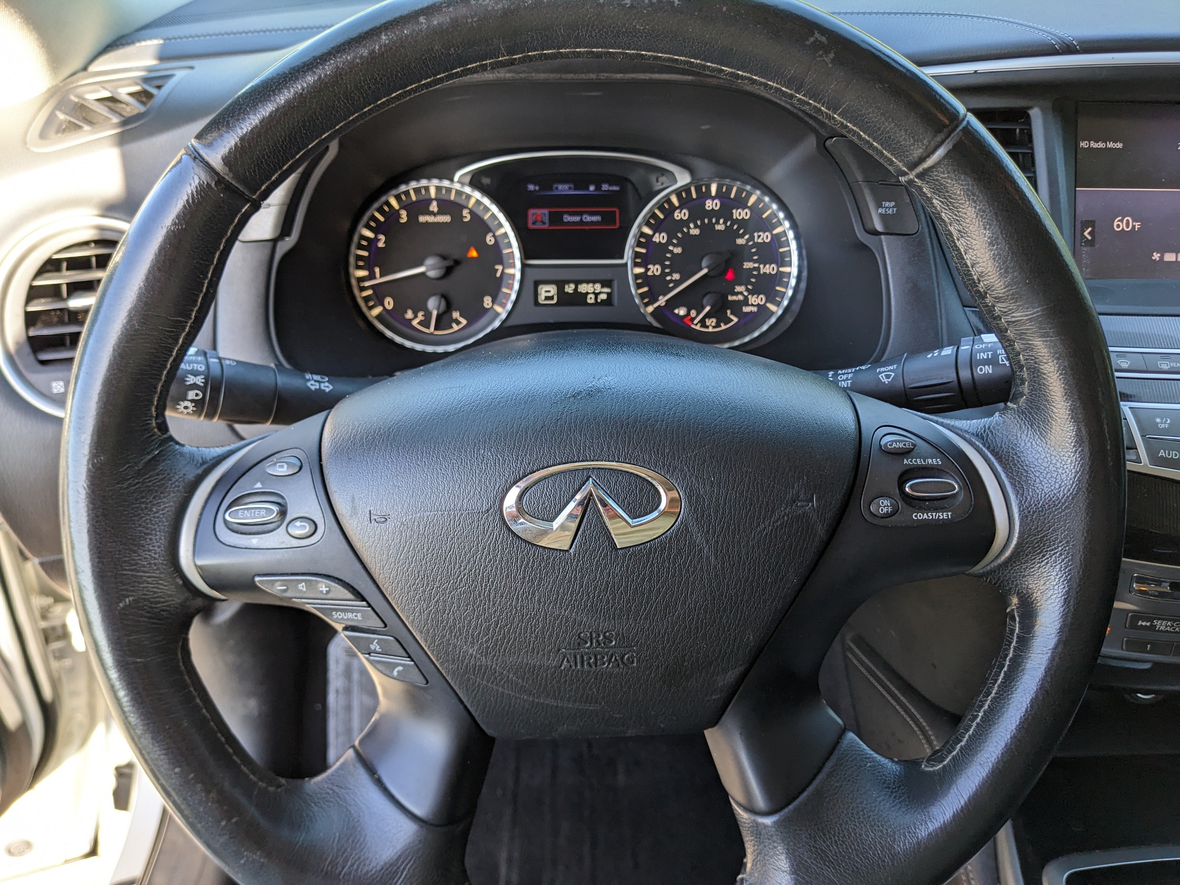 2017 INFINITI QX60 Base