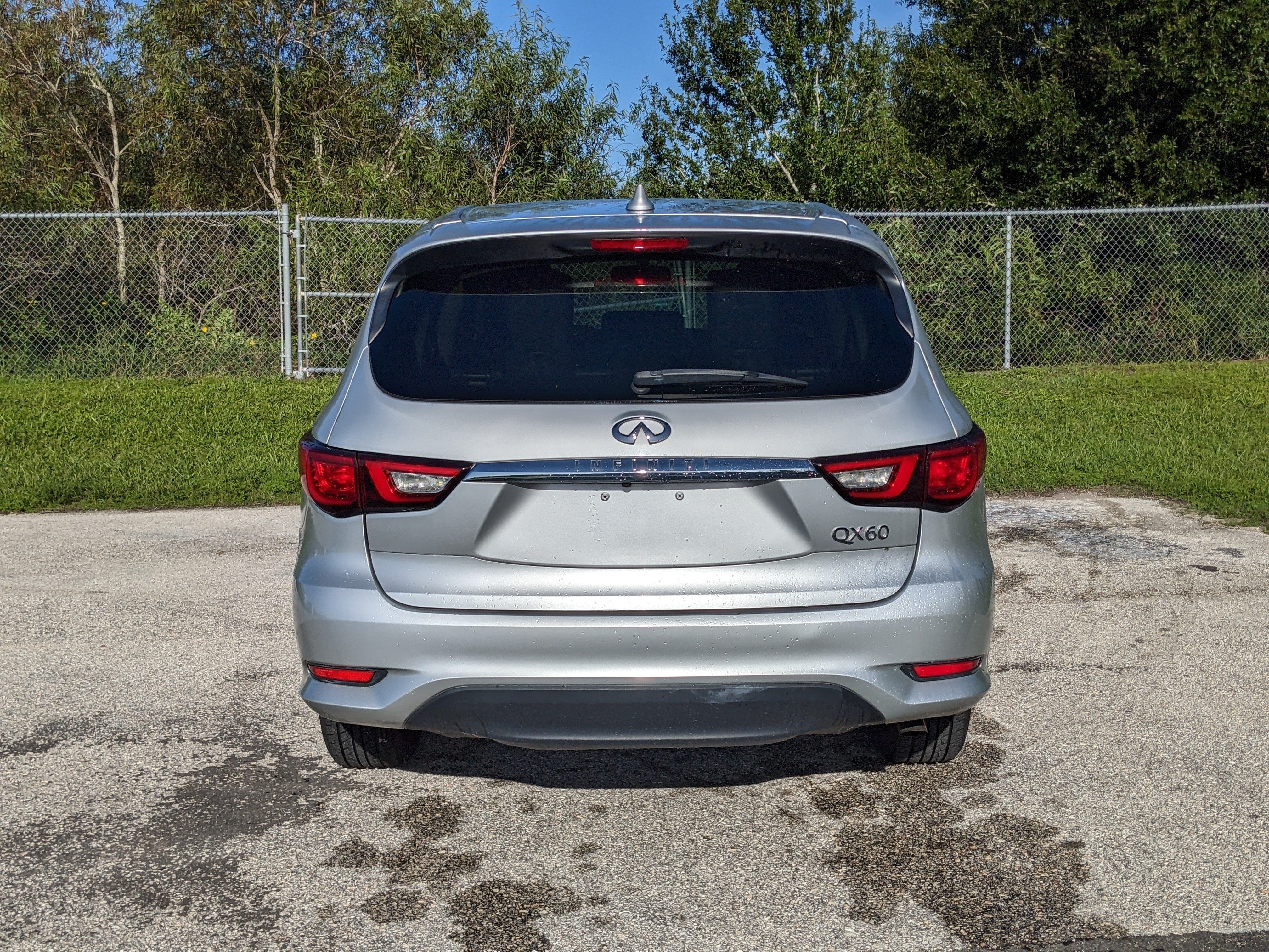 2017 INFINITI QX60 Base