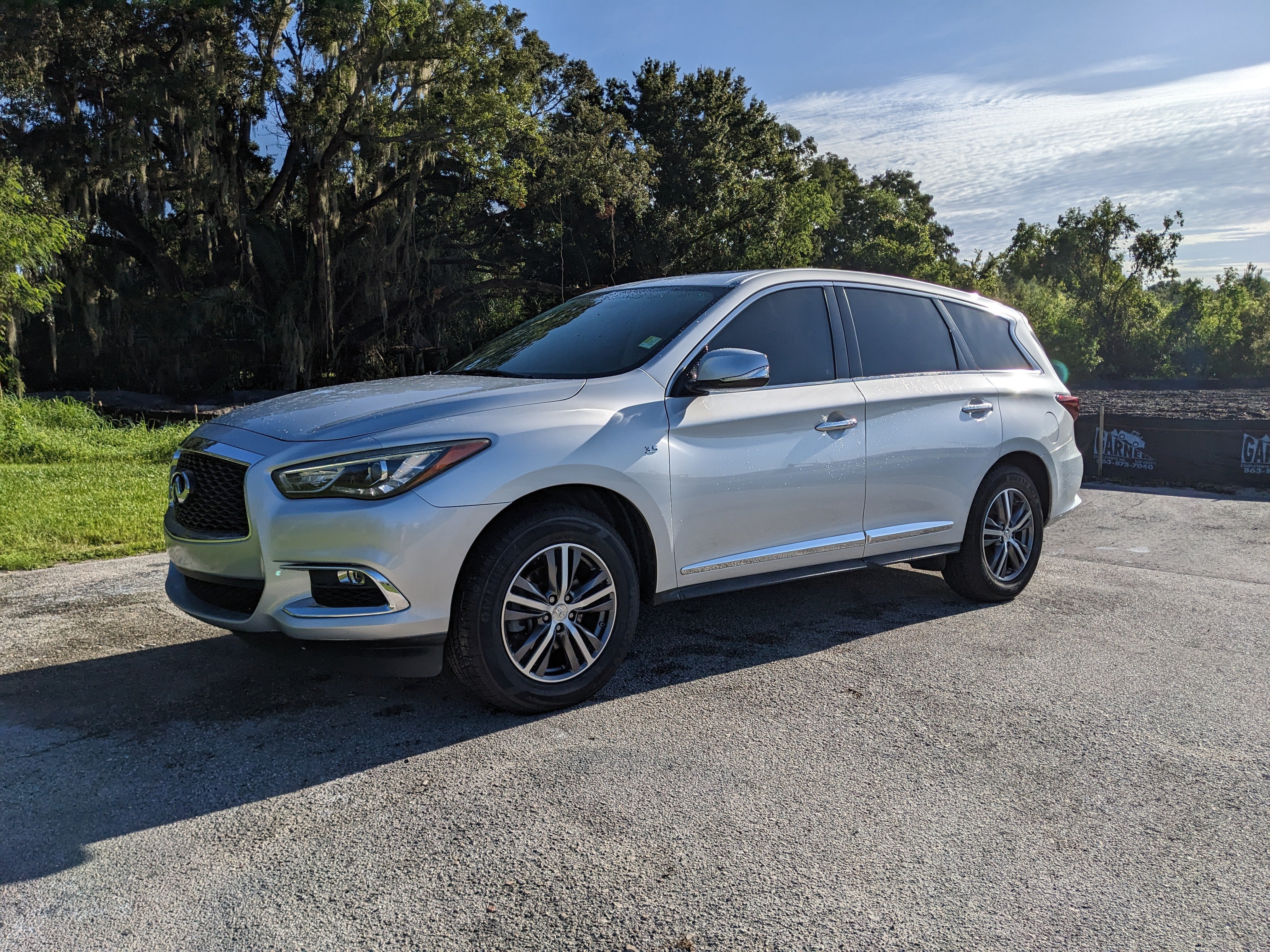 2017 INFINITI QX60 Base