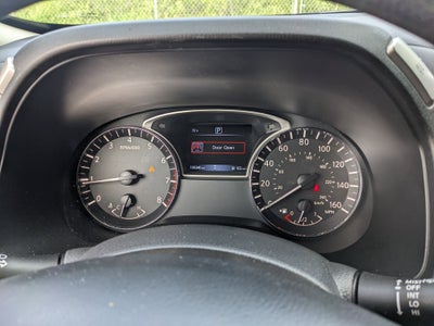 2020 Nissan Pathfinder S