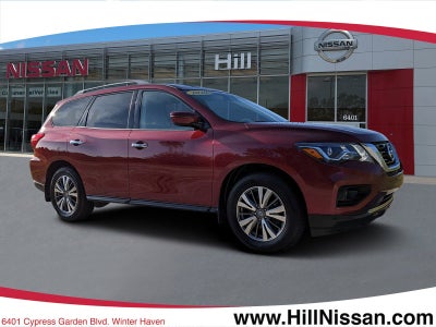 2020 Nissan Pathfinder SV