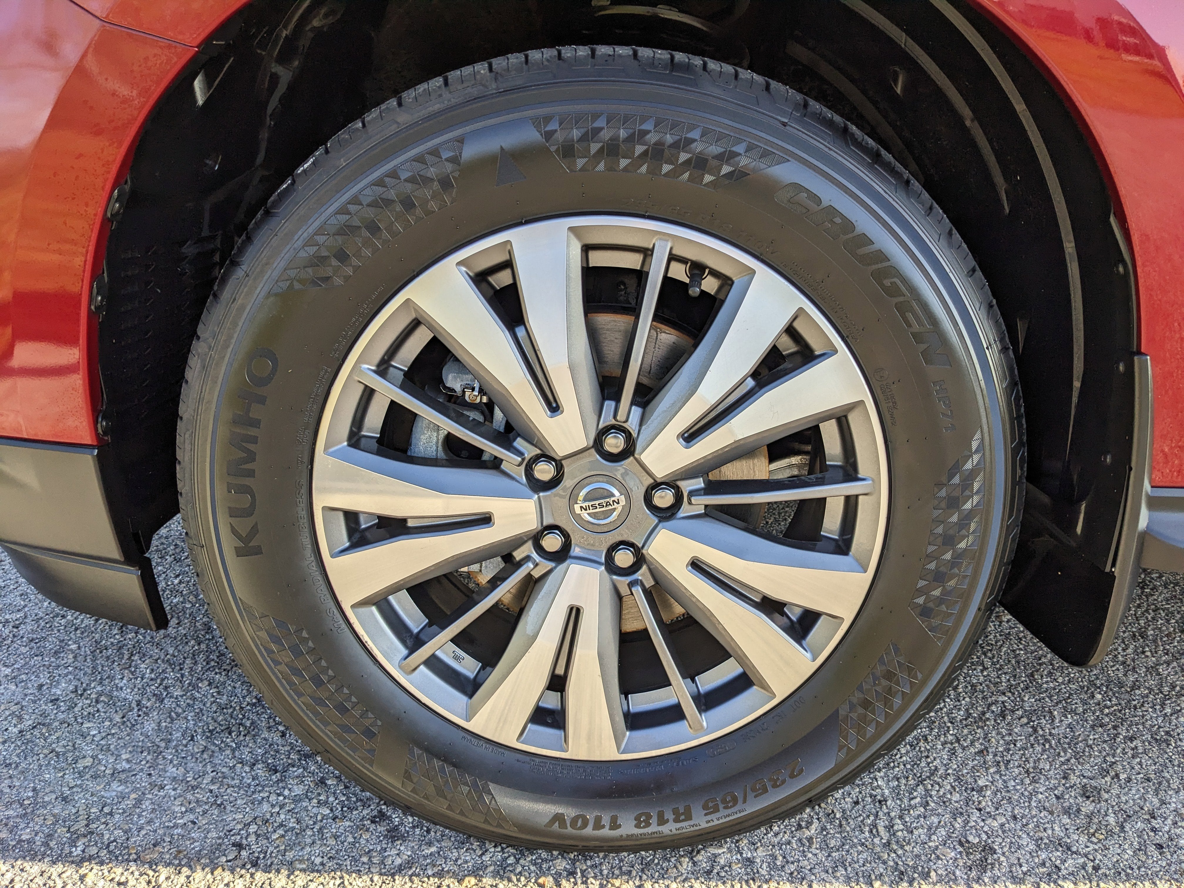 2020 Nissan Pathfinder SV