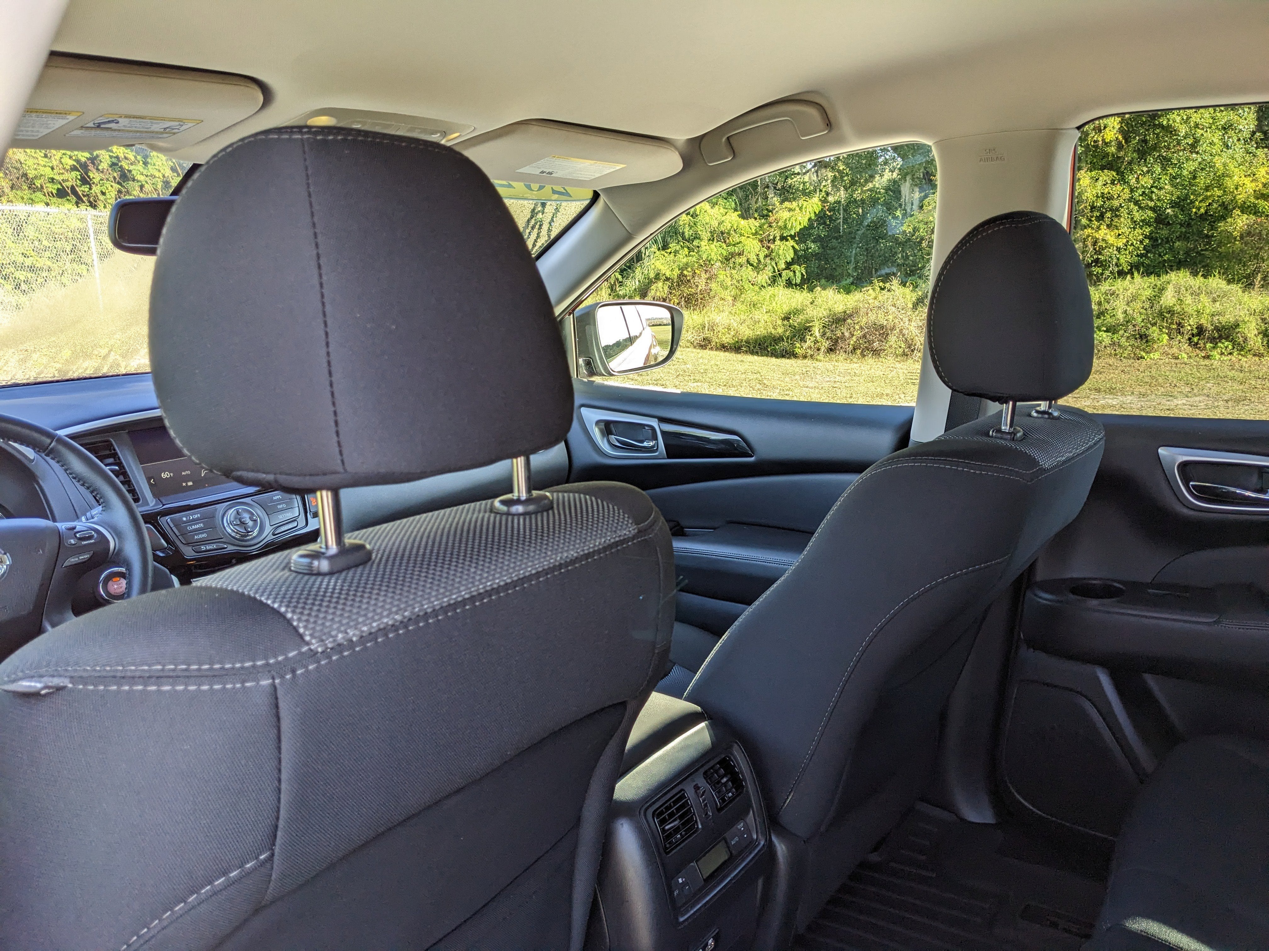 2020 Nissan Pathfinder SV