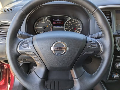 2020 Nissan Pathfinder SV