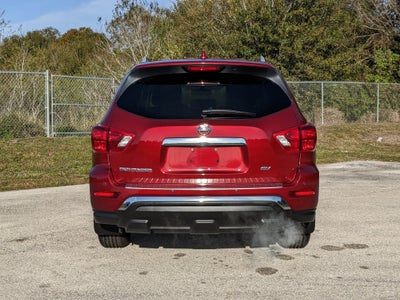 2020 Nissan Pathfinder SV