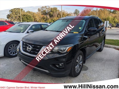 2020 Nissan Pathfinder SL