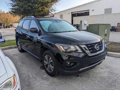 2020 Nissan Pathfinder SL