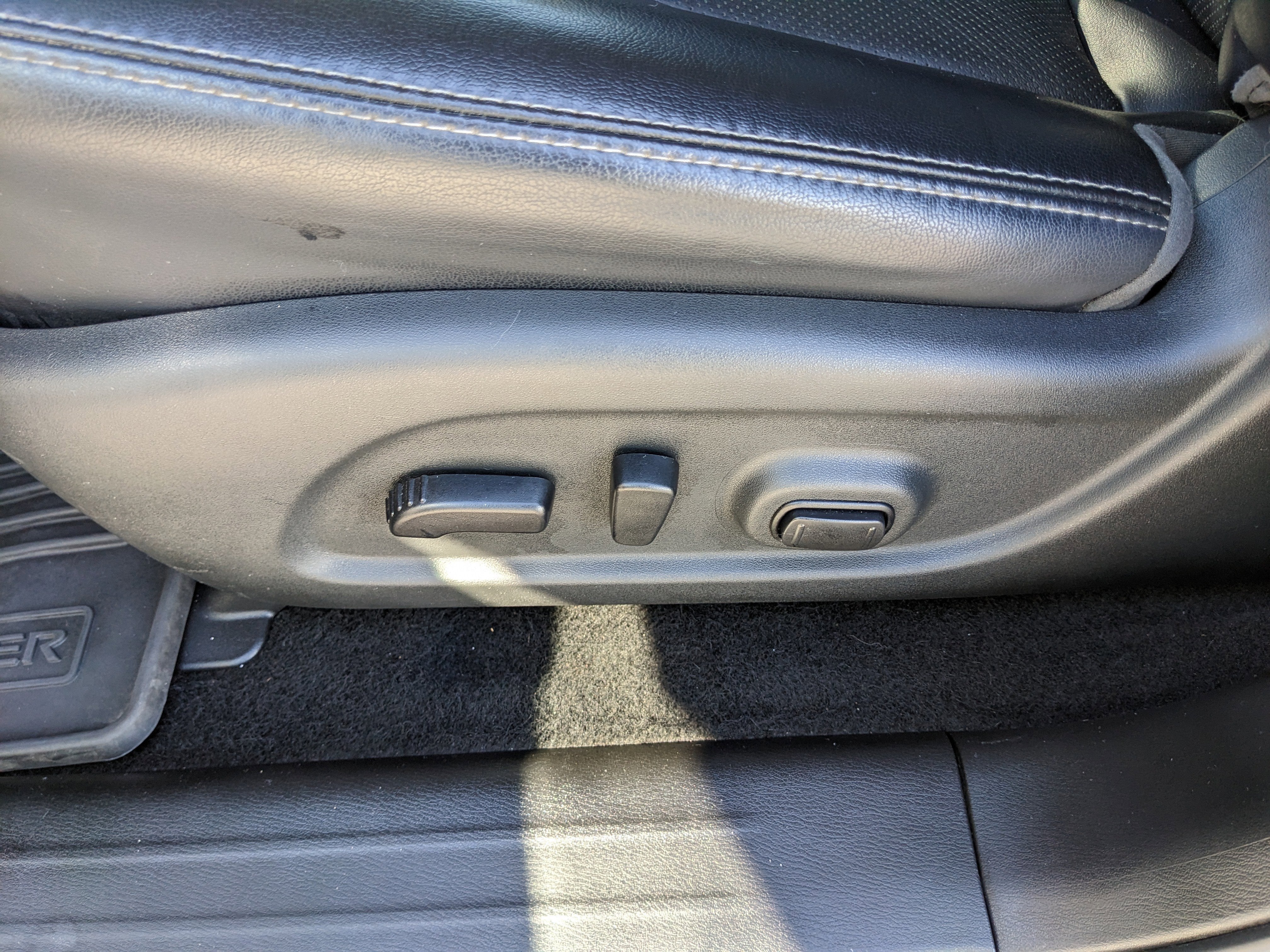 2019 Nissan Pathfinder Platinum