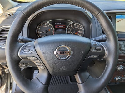 2019 Nissan Pathfinder Platinum