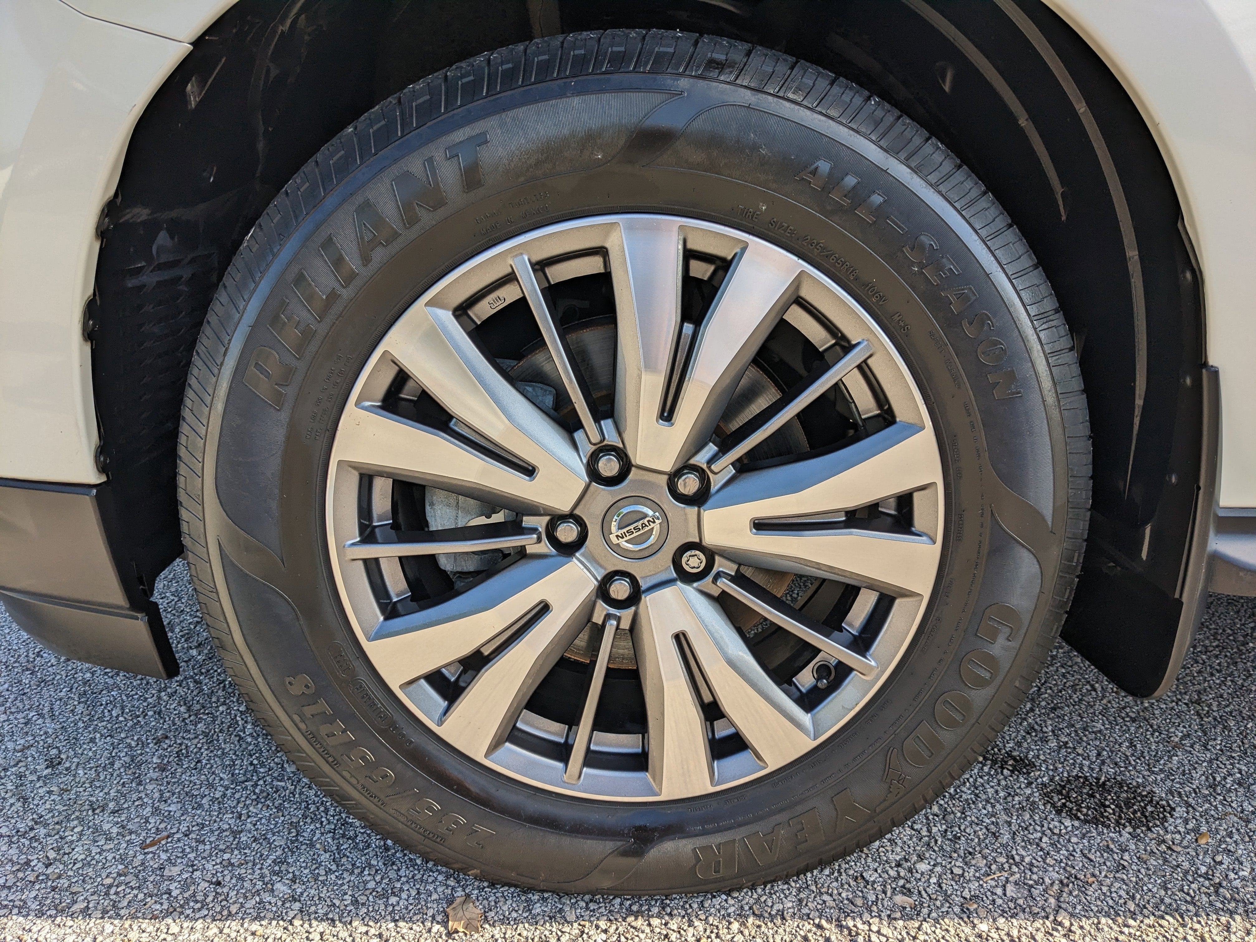 2019 Nissan Pathfinder SL