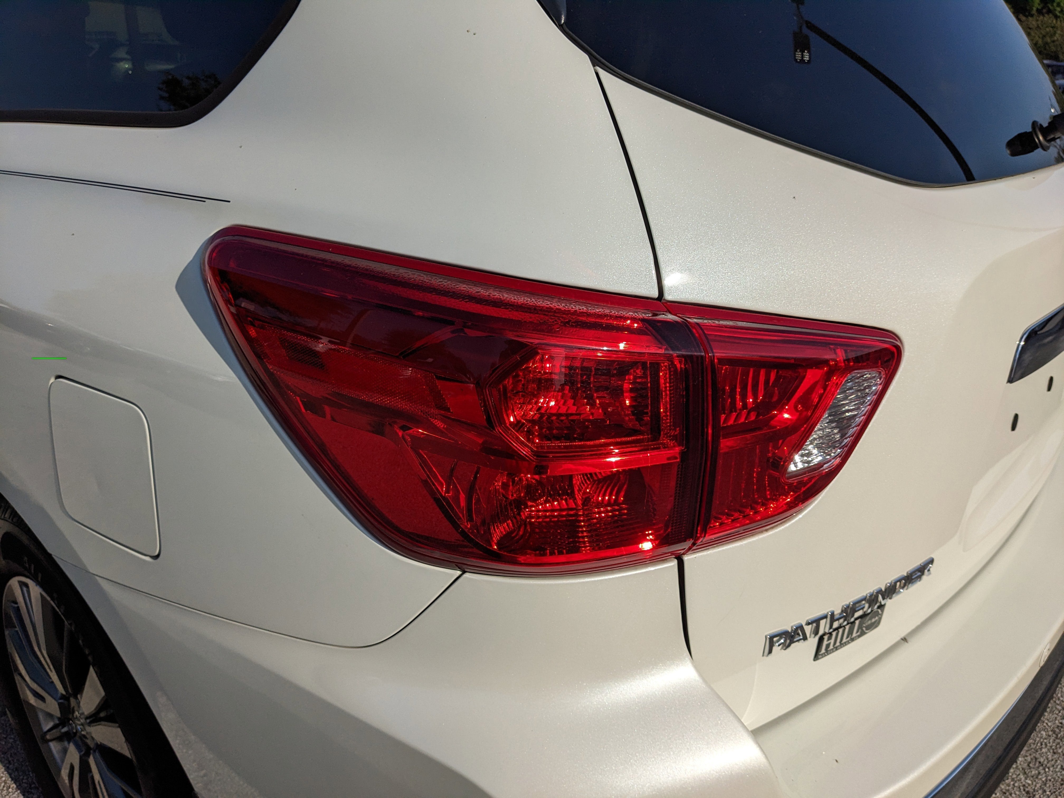2019 Nissan Pathfinder SL