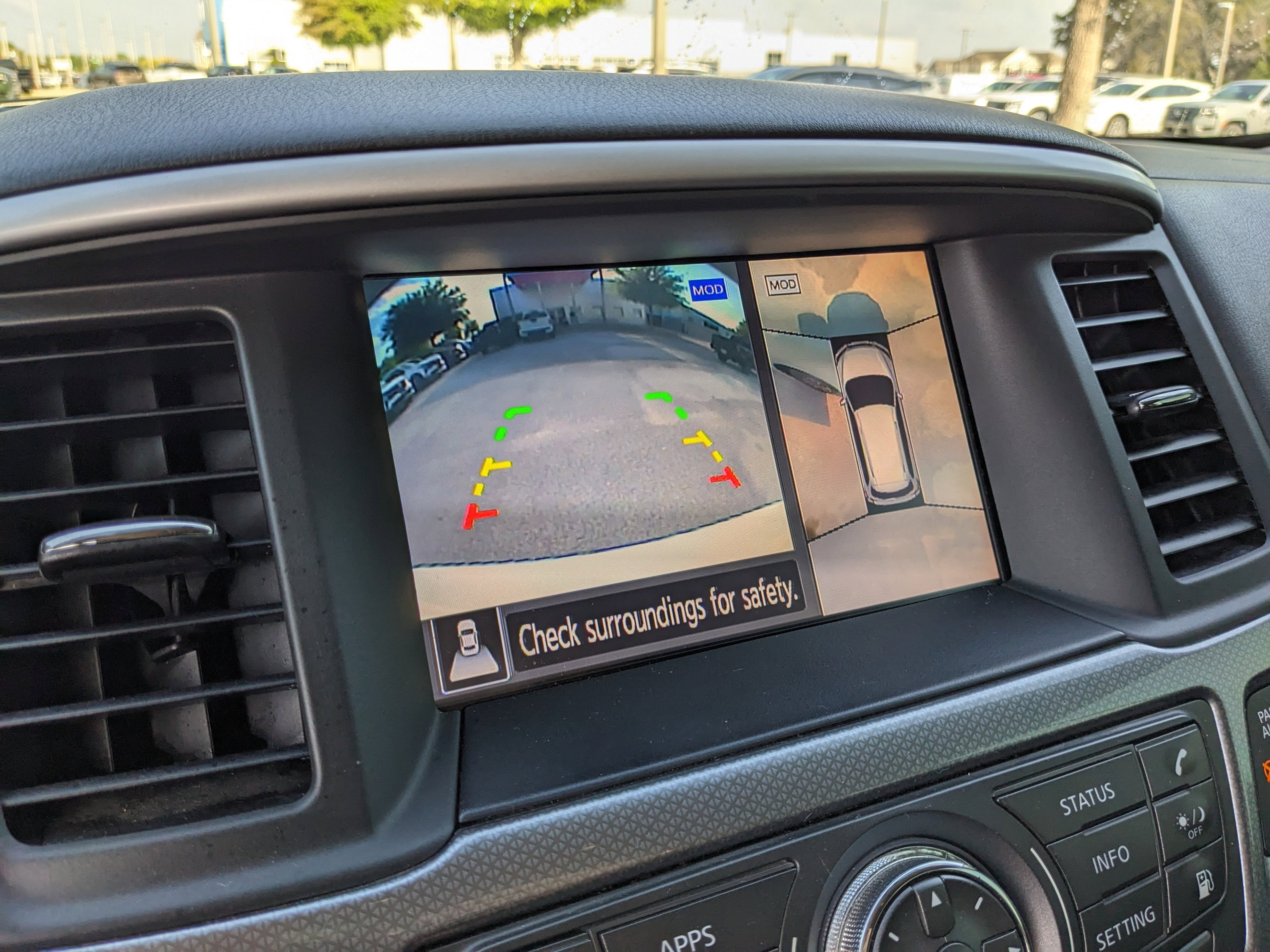 2019 Nissan Pathfinder SL