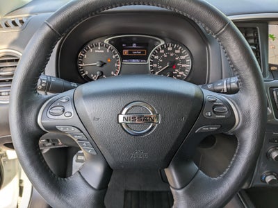 2019 Nissan Pathfinder SL