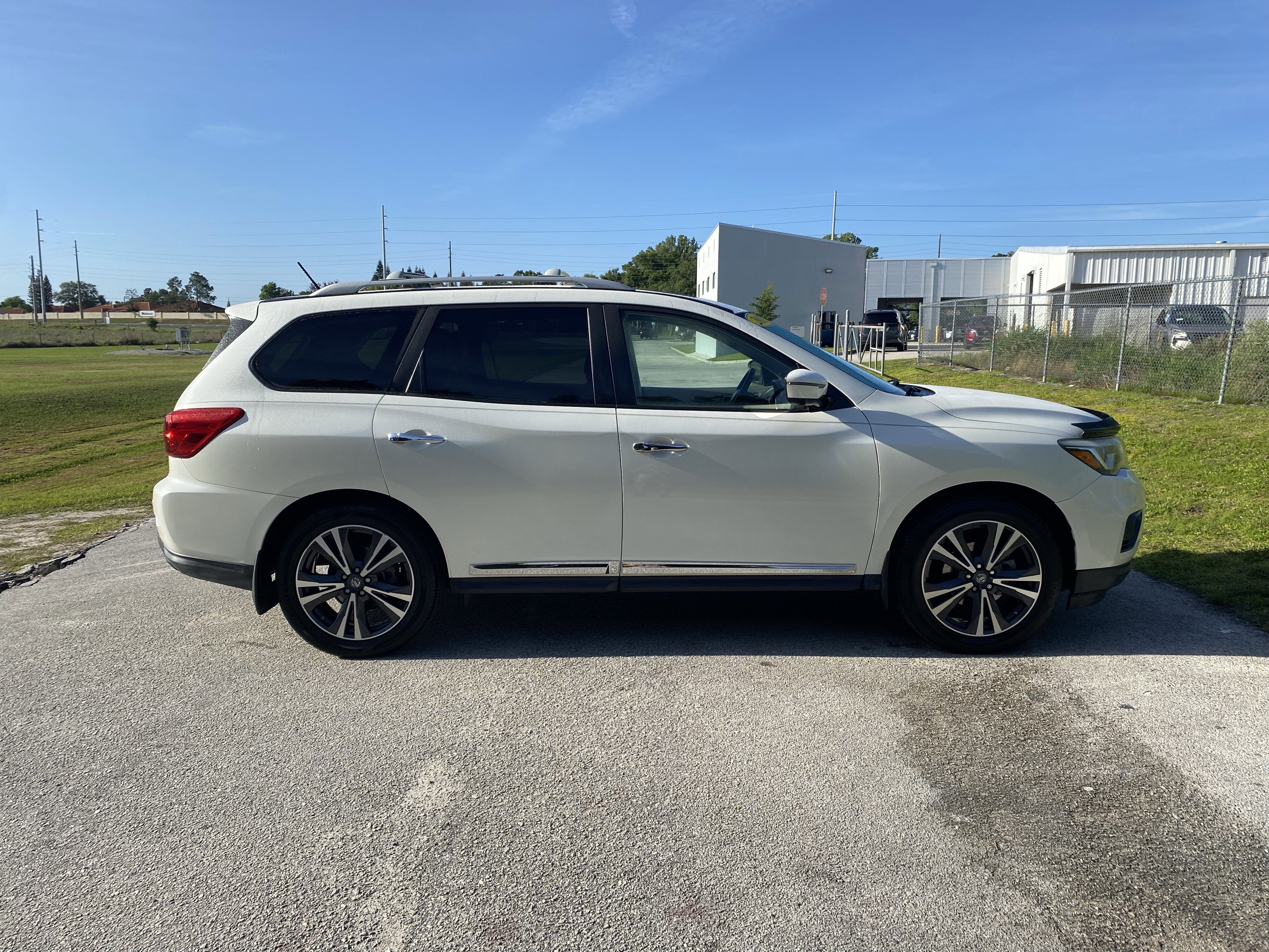 2018 Nissan Pathfinder Platinum
