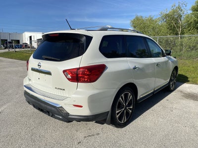 2018 Nissan Pathfinder Platinum