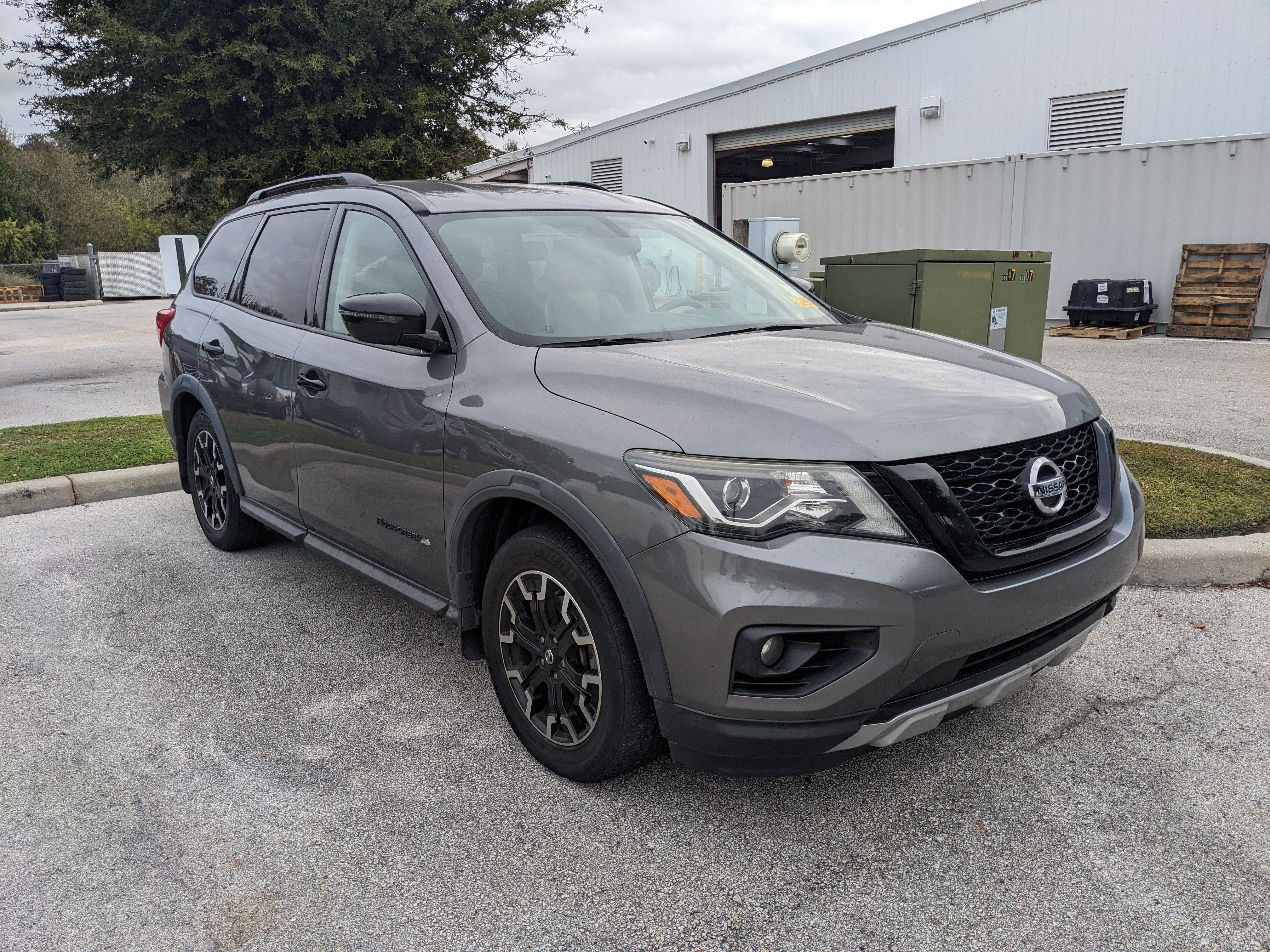 2019 Nissan Pathfinder SV