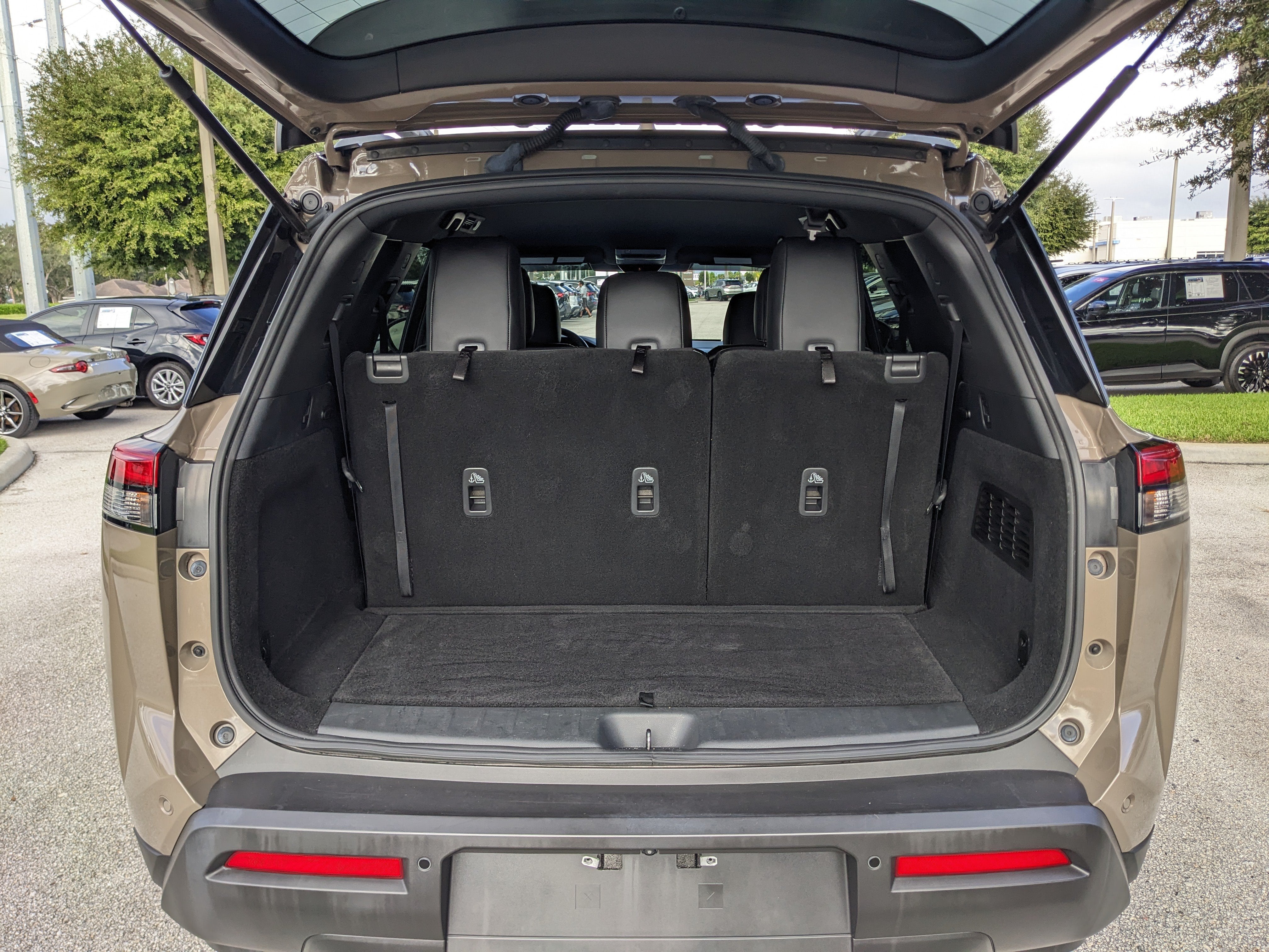 2023 Nissan Pathfinder Rock Creek