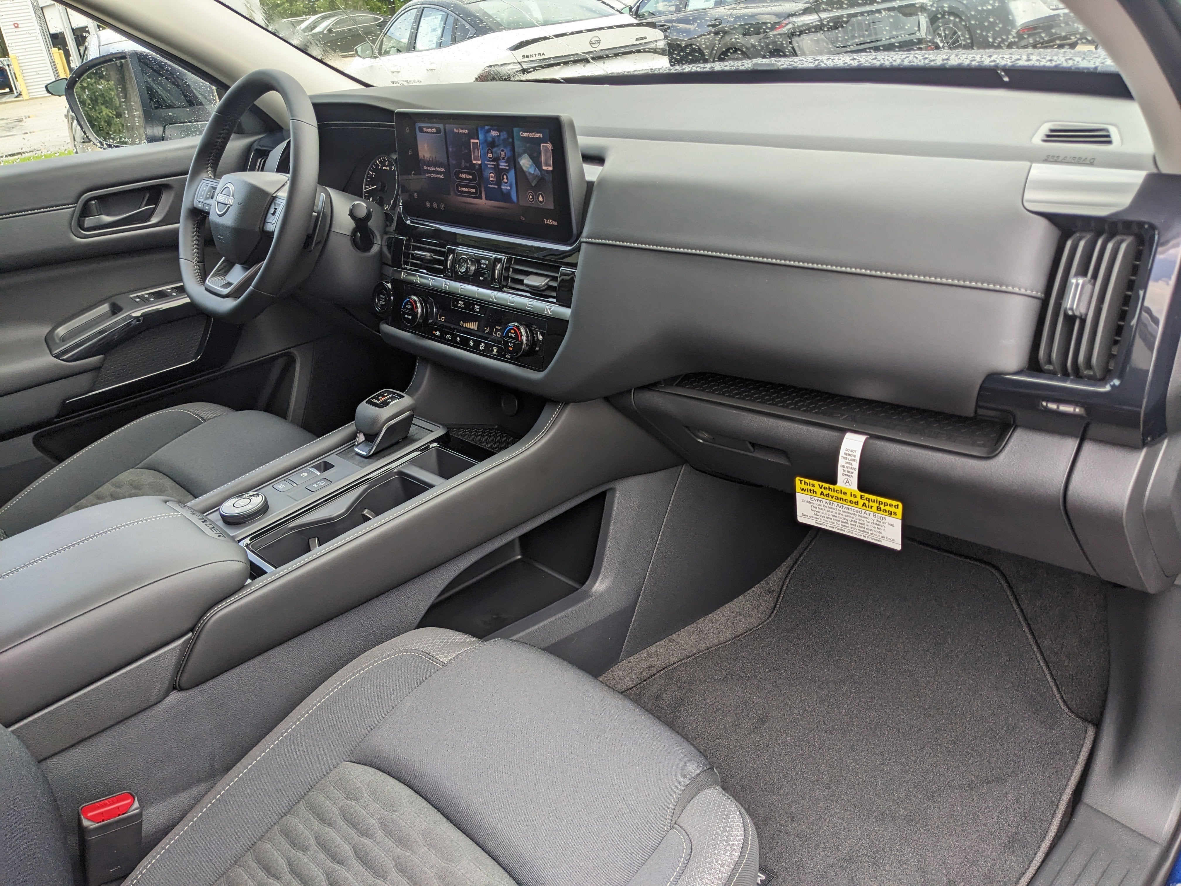 2026 Nissan Pathfinder SV