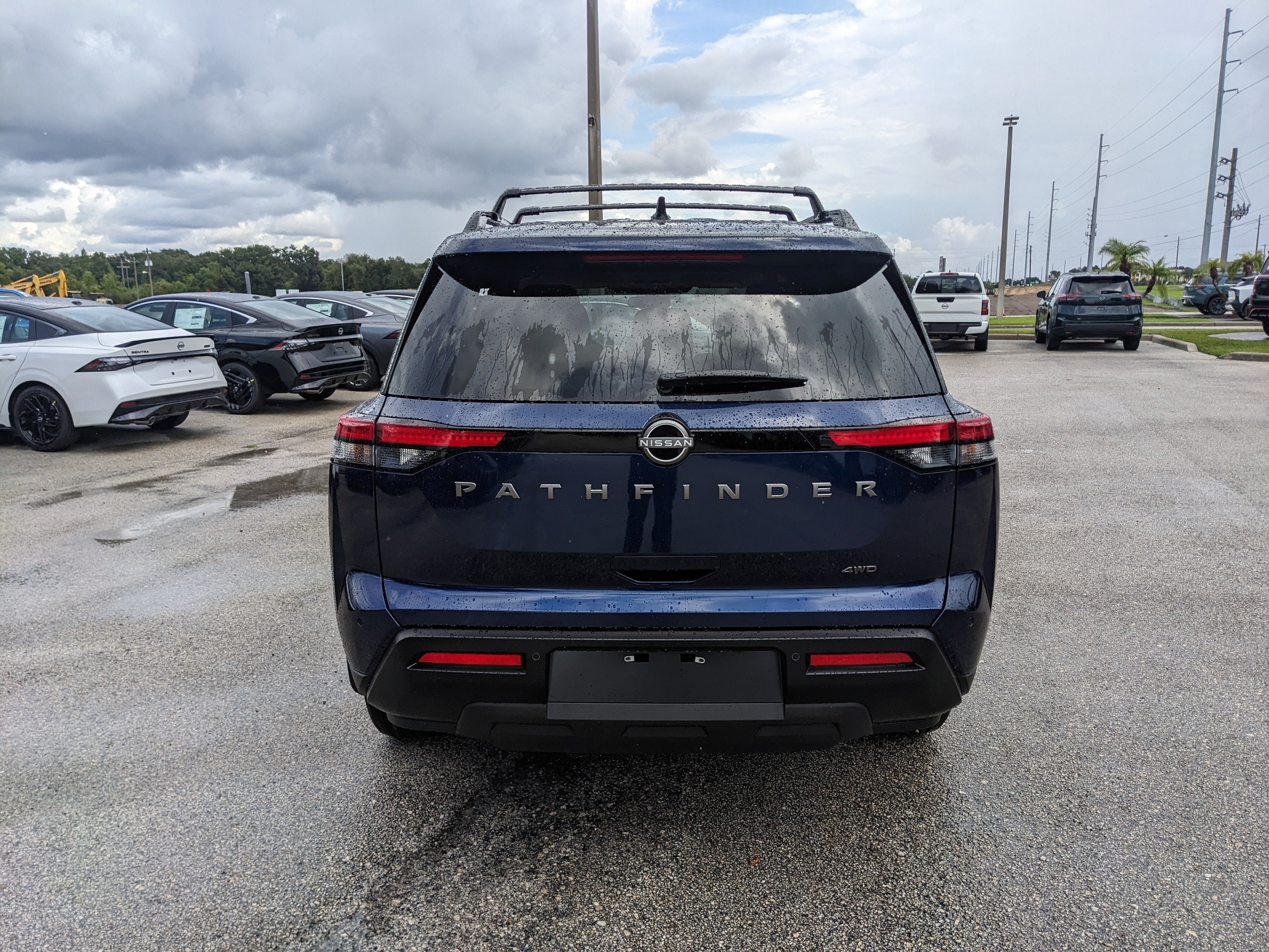 2026 Nissan Pathfinder SV