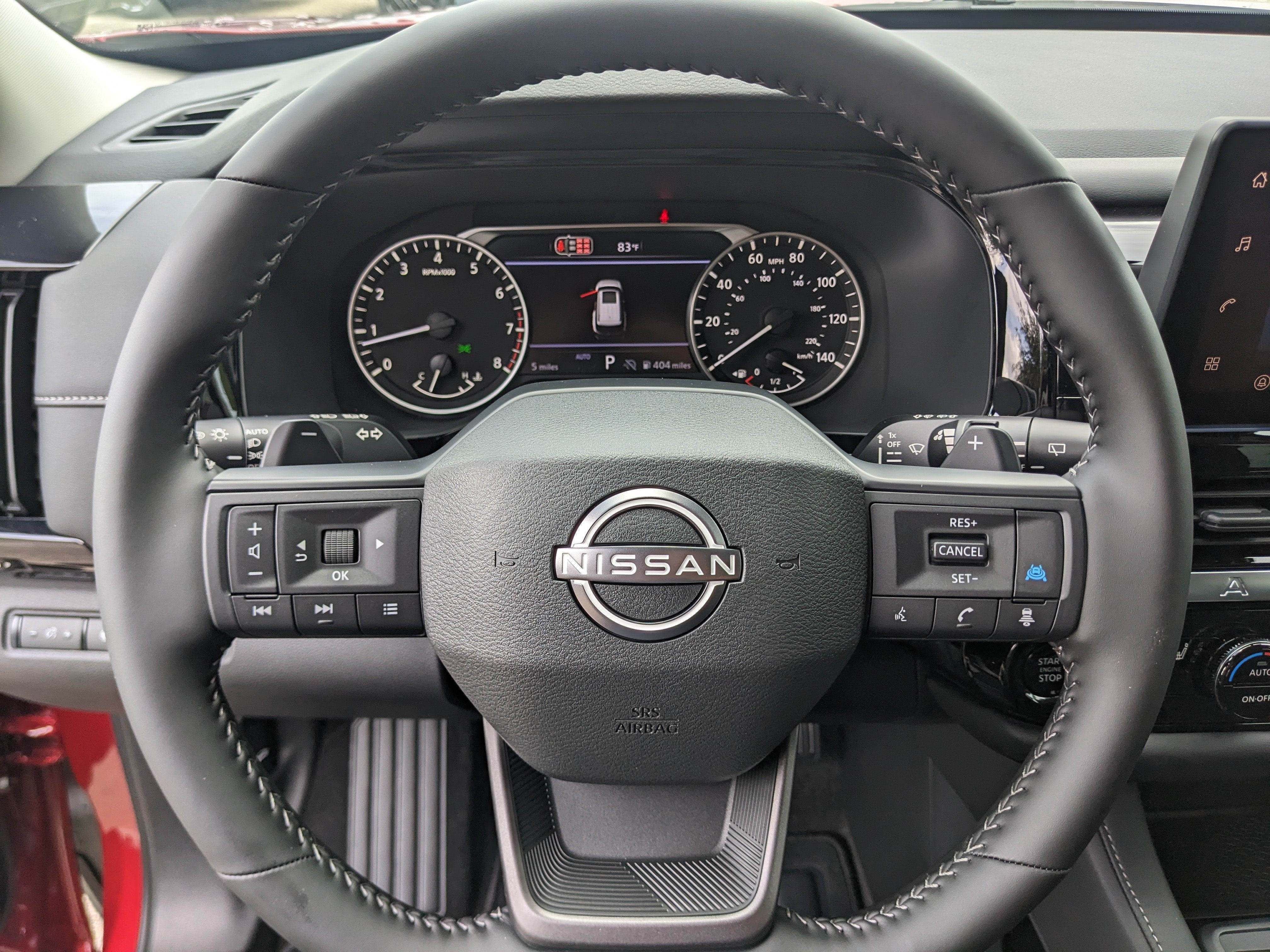 2026 Nissan Pathfinder SV