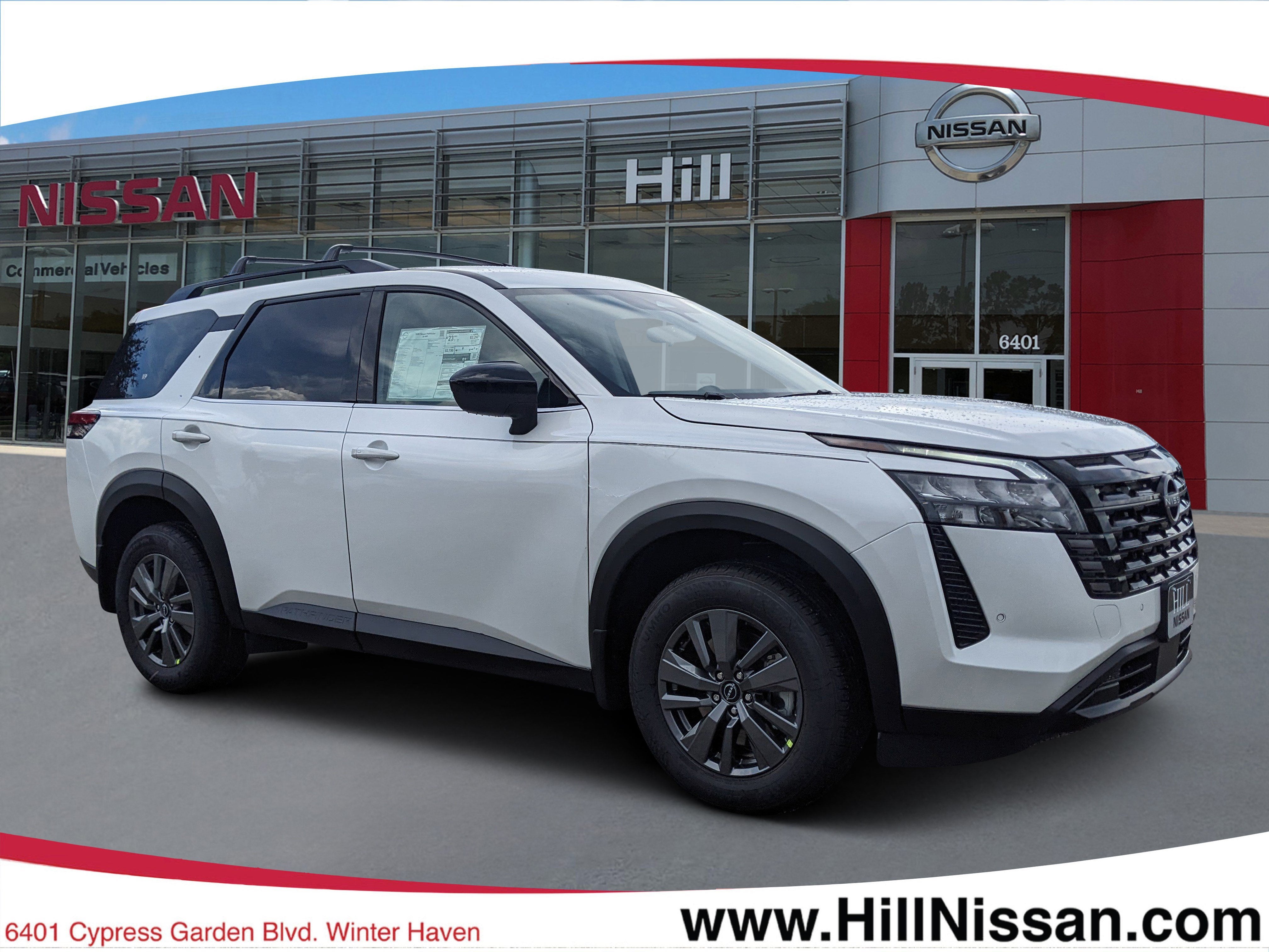 2026 Nissan Pathfinder SV