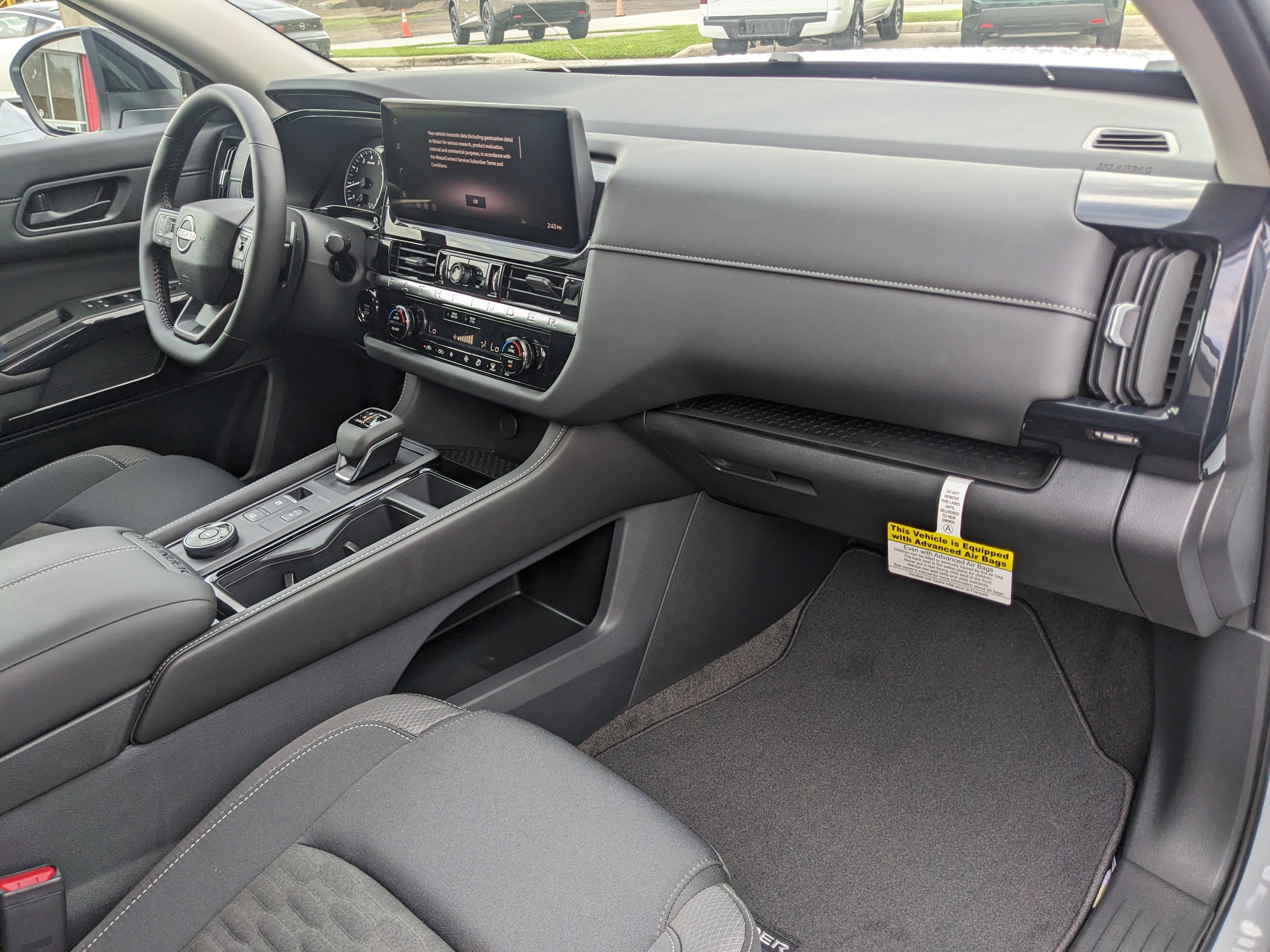 2026 Nissan Pathfinder SV