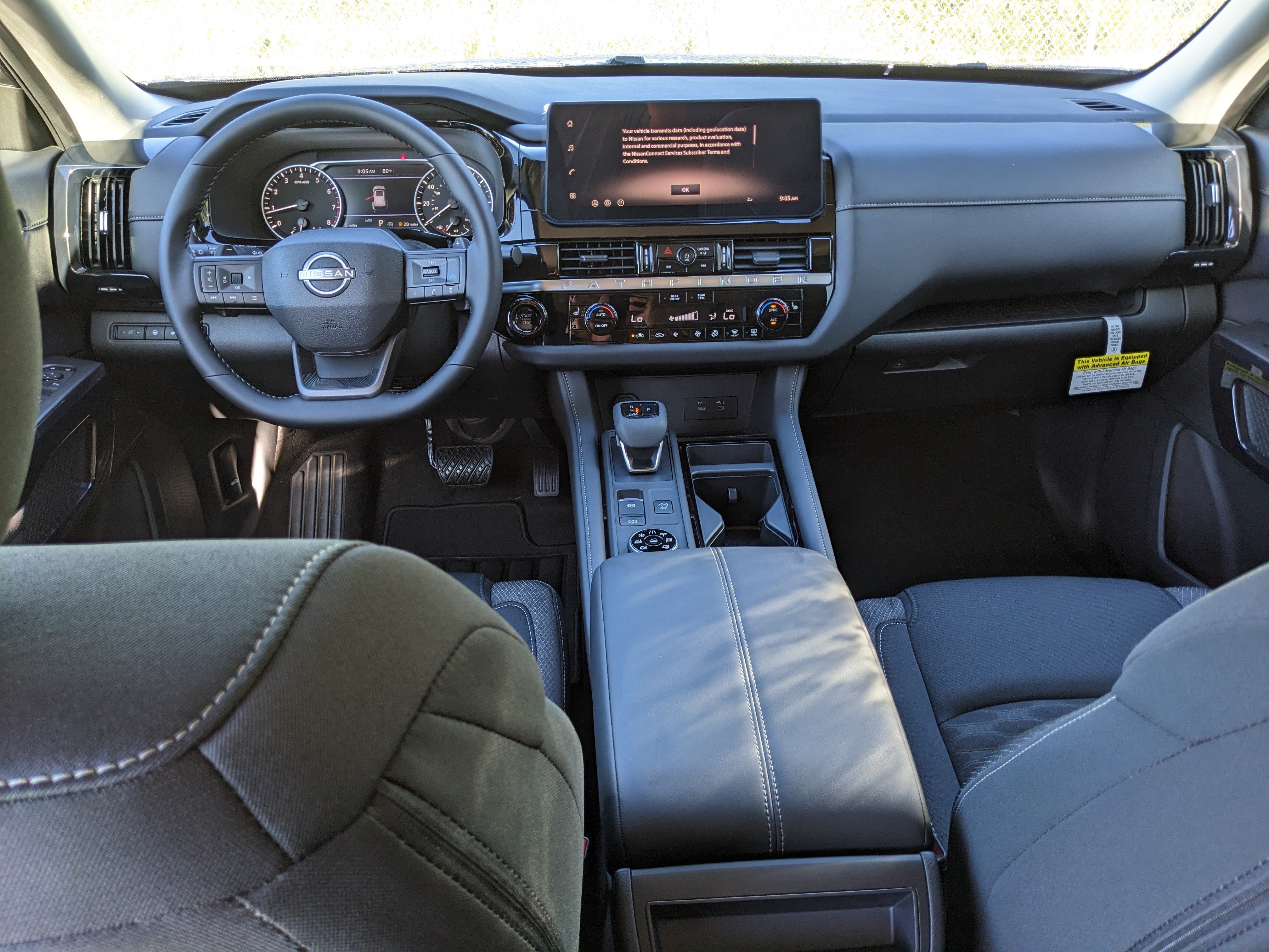 2026 Nissan Pathfinder SV