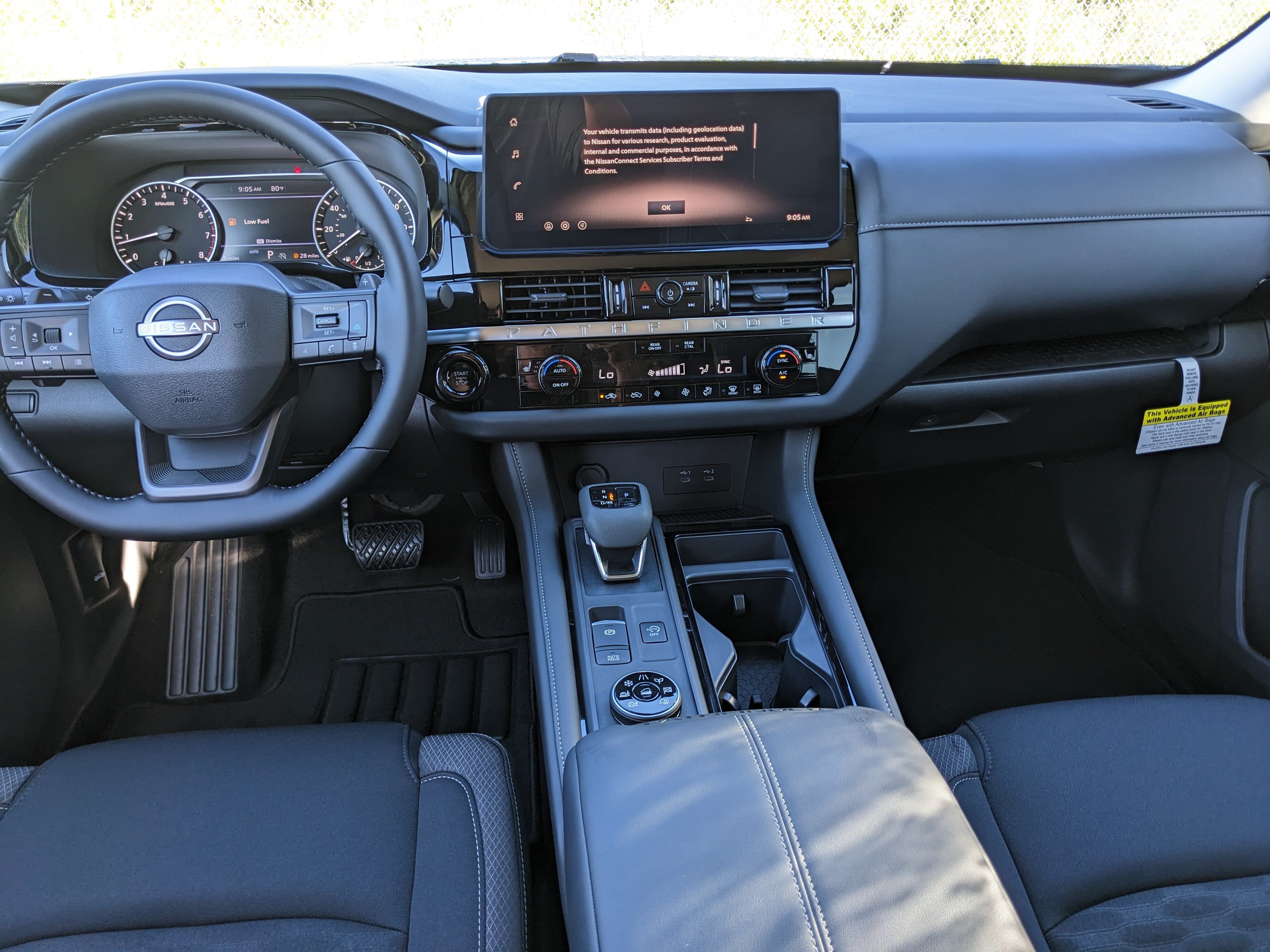 2026 Nissan Pathfinder SV