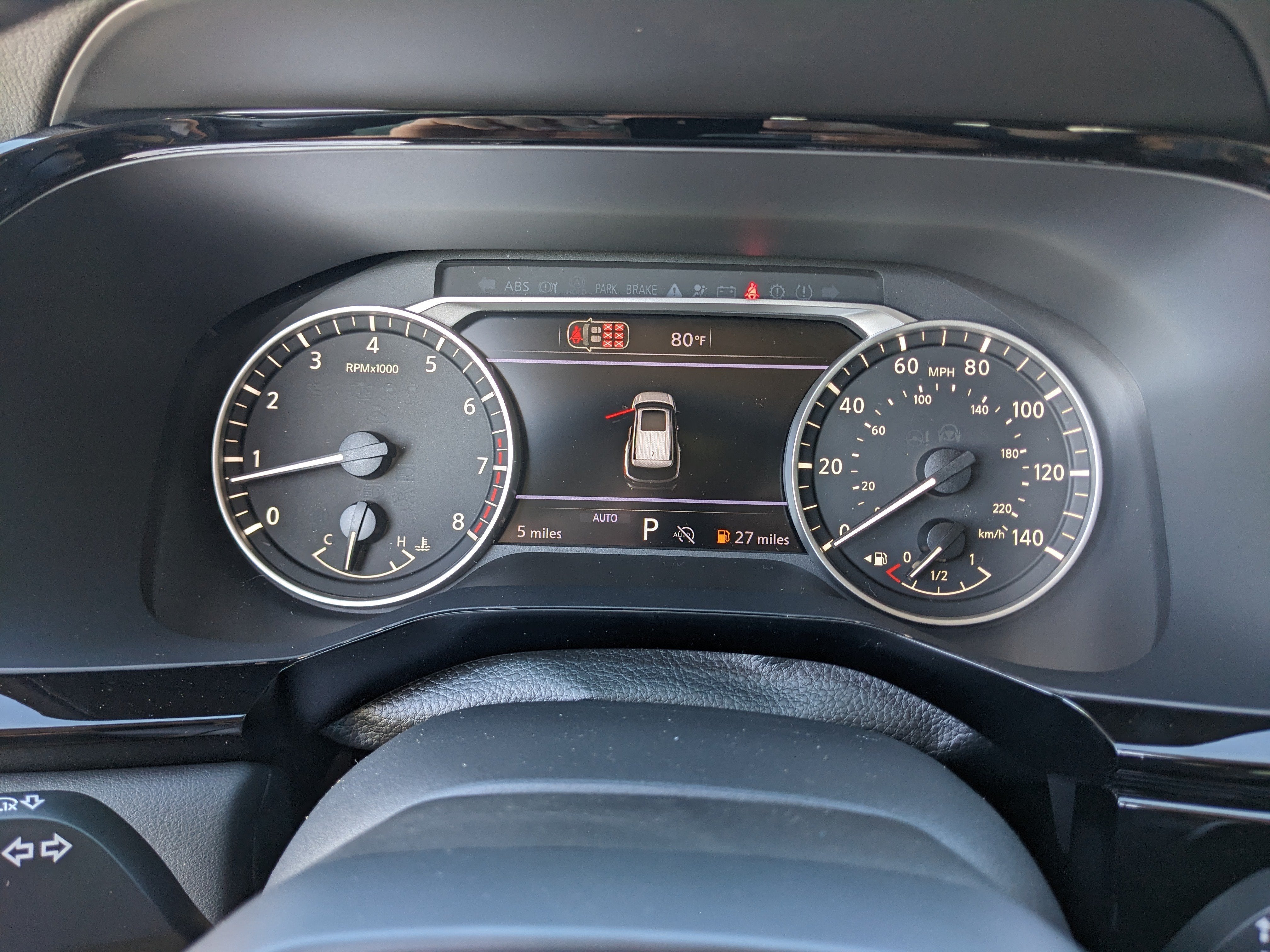2026 Nissan Pathfinder SV