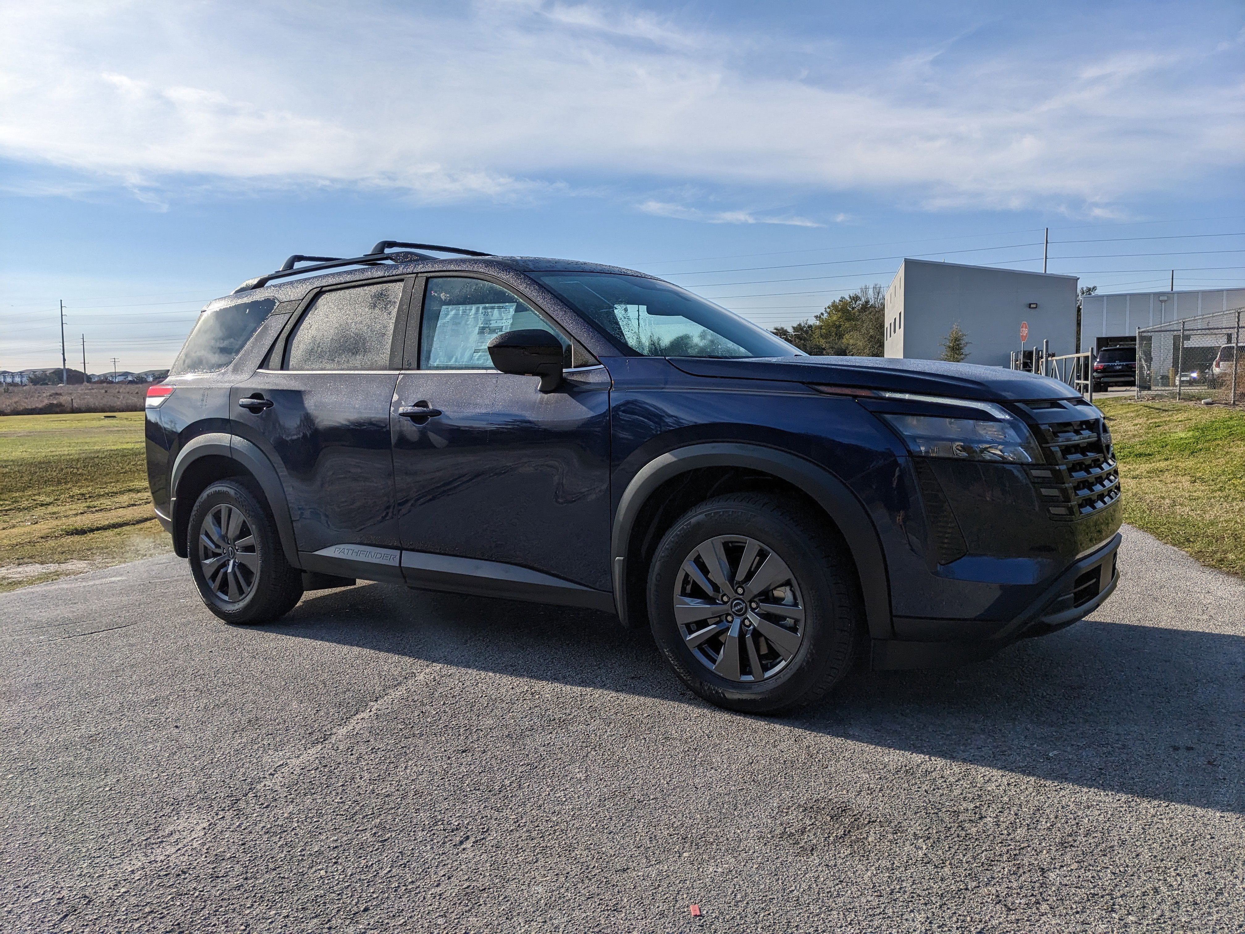 2026 Nissan Pathfinder SV