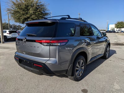 2026 Nissan Pathfinder SV