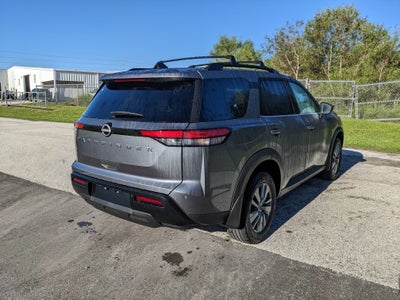 2026 Nissan Pathfinder SV