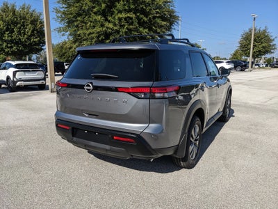 2026 Nissan Pathfinder SV