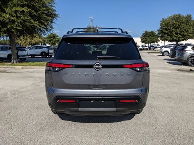 2026 Nissan Pathfinder SV